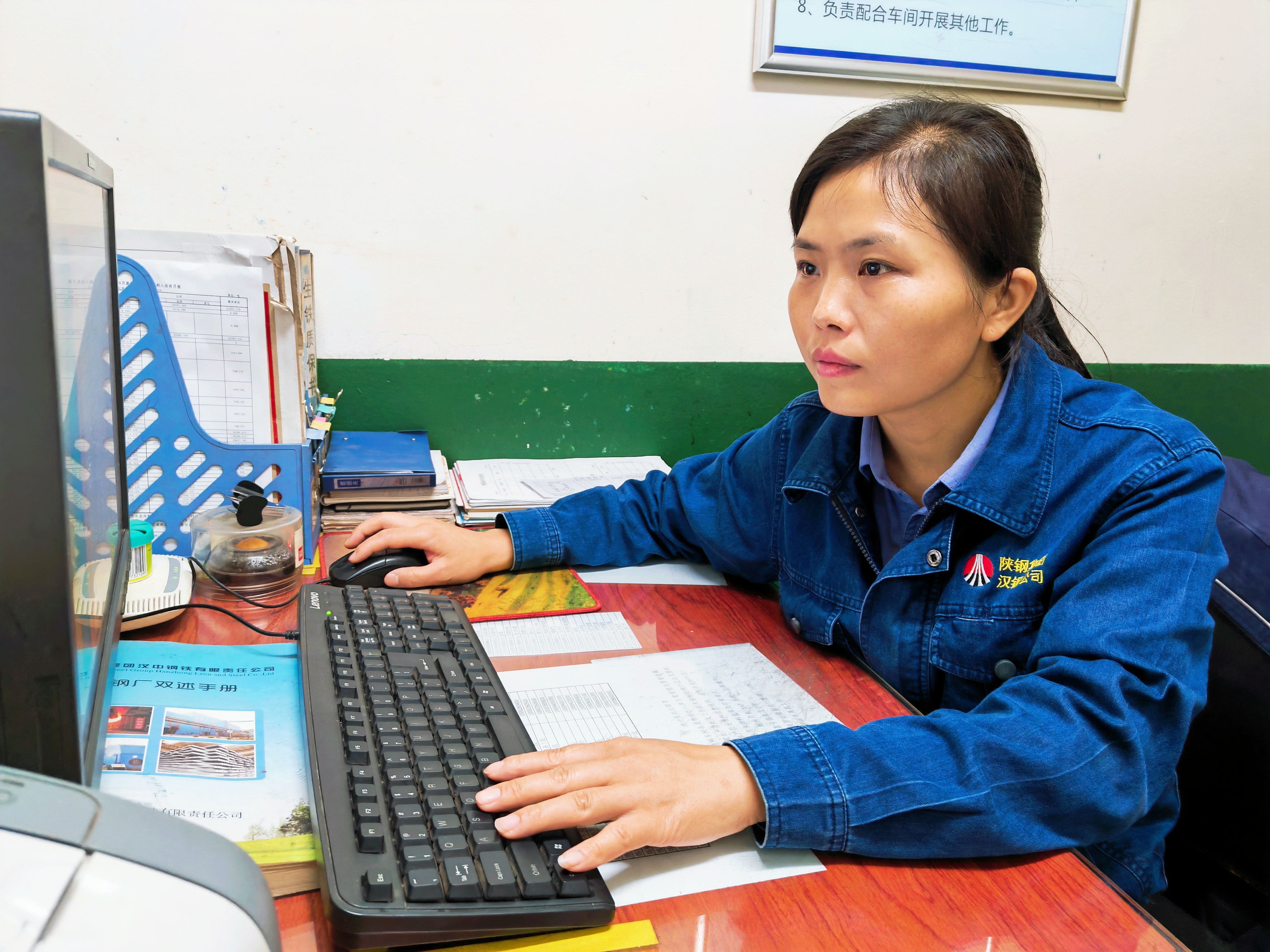 “八一”这个军人的节日，也属于她……