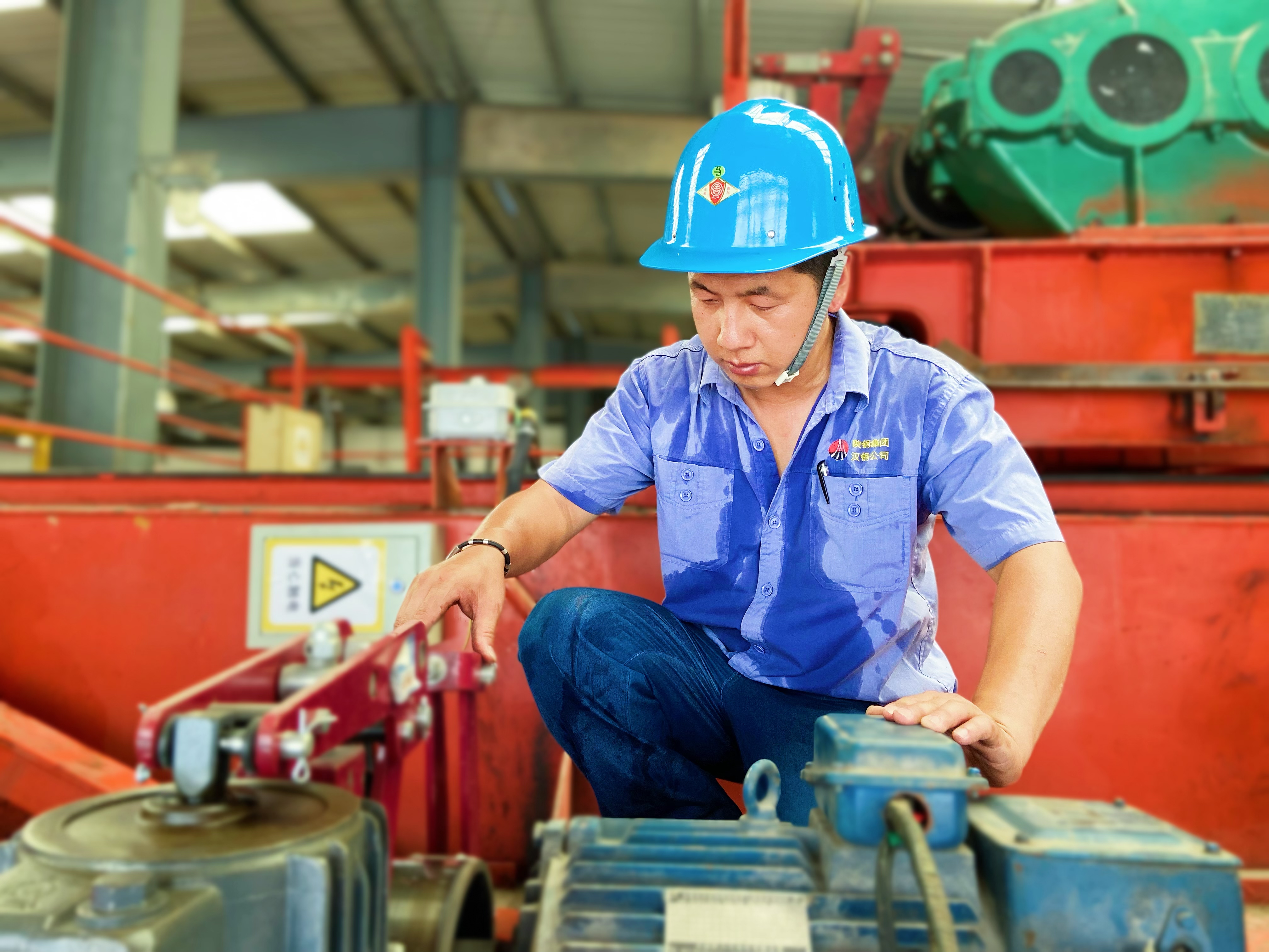 “库”暑下的他们，“炎”值担当