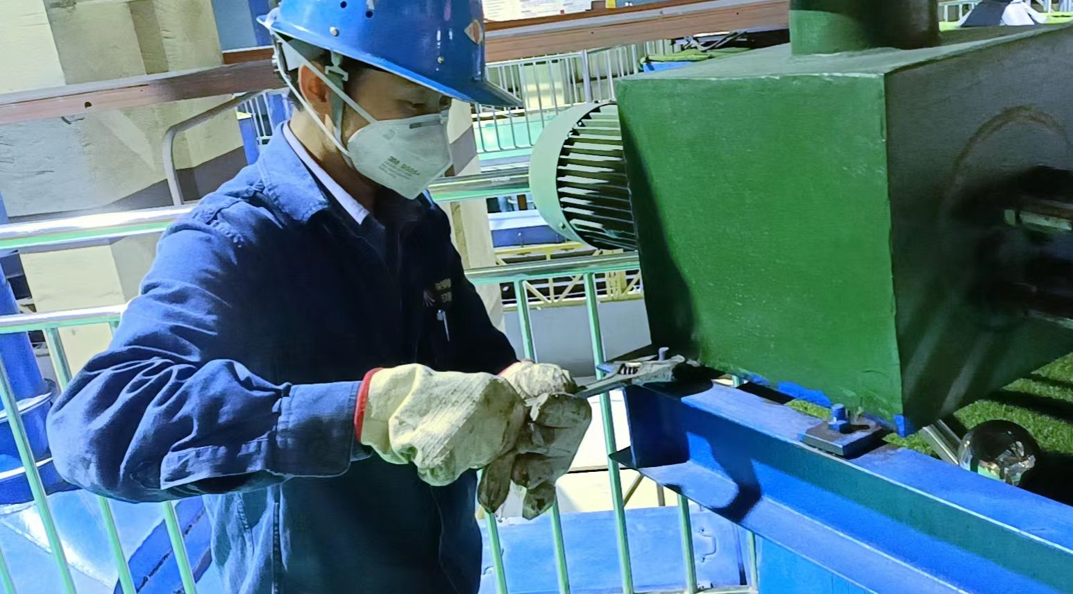 退伍不褪色,岗位见本色——记配料车间退伍军人李焕章 退伍不褪色,岗位见本色——记配料车间退伍军人李焕章