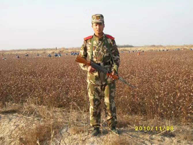 用青春点燃梦想 用奋斗书写华章 用青春点燃梦想 用奋斗书写华章