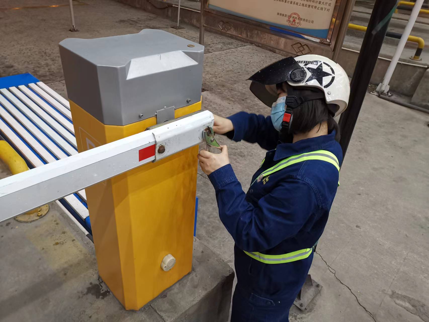 齐按“四键”跑出设备管理“加速度”