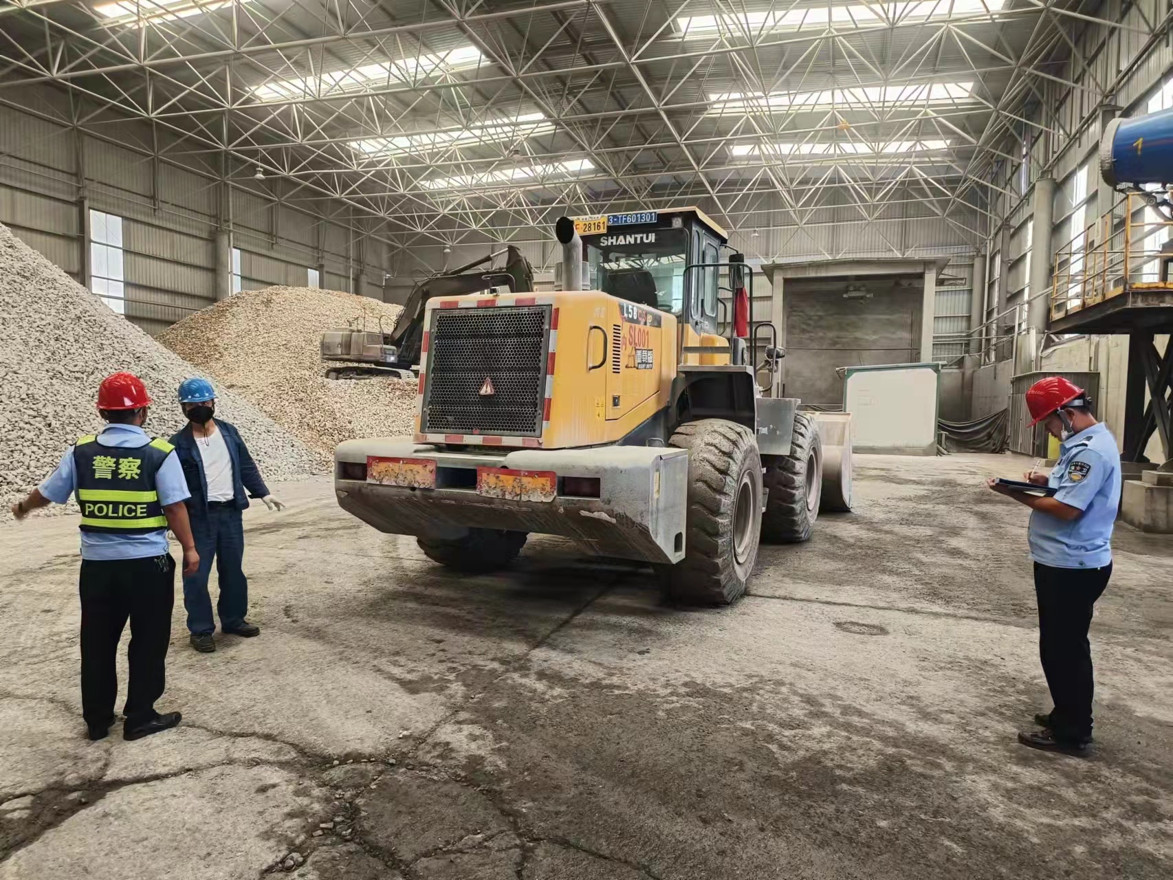 保卫部开展非道路移动机械专项检查