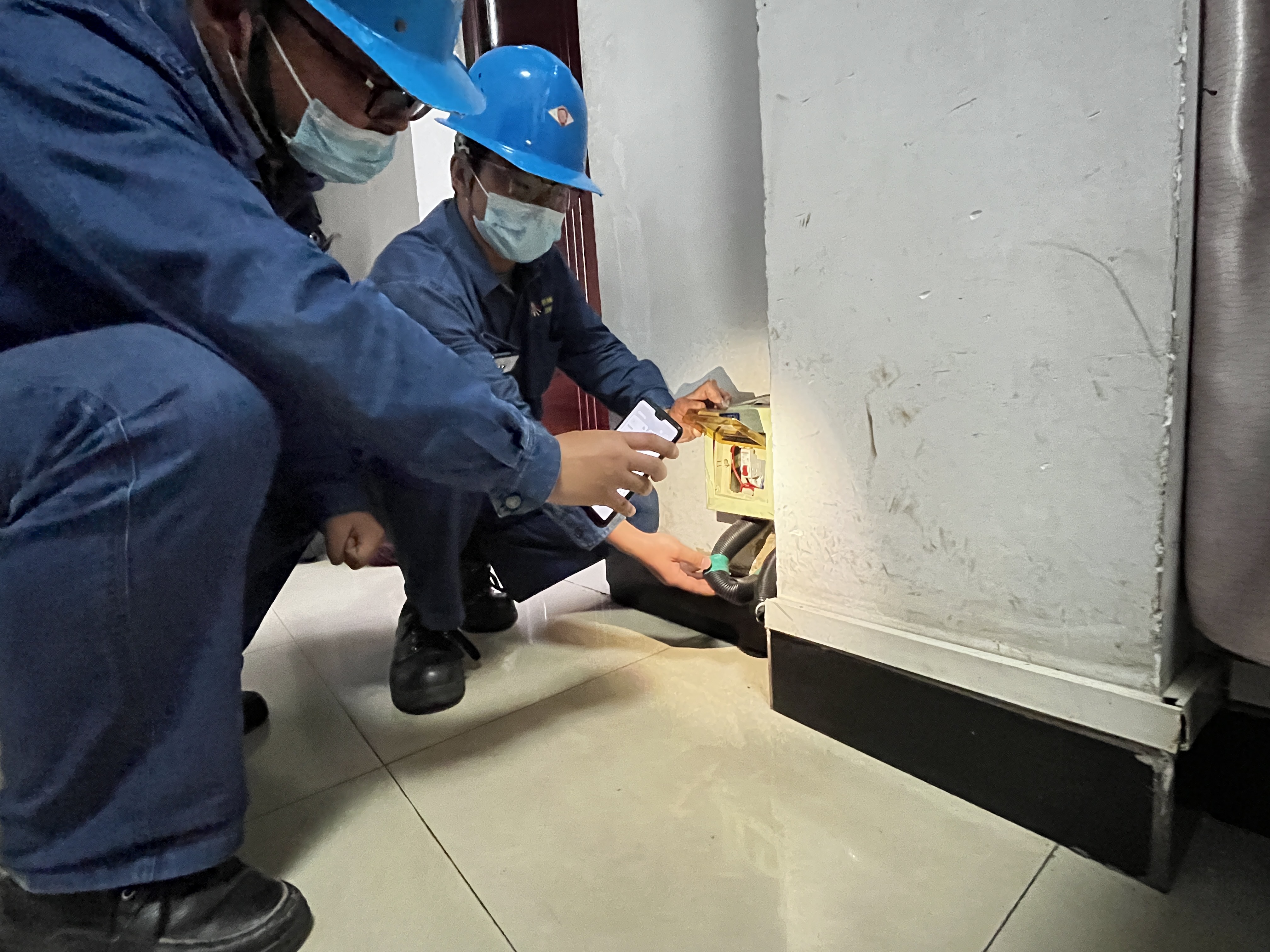 他们,是计量线上的安全“接力”人 他们,是计量线上的安全“接力”人