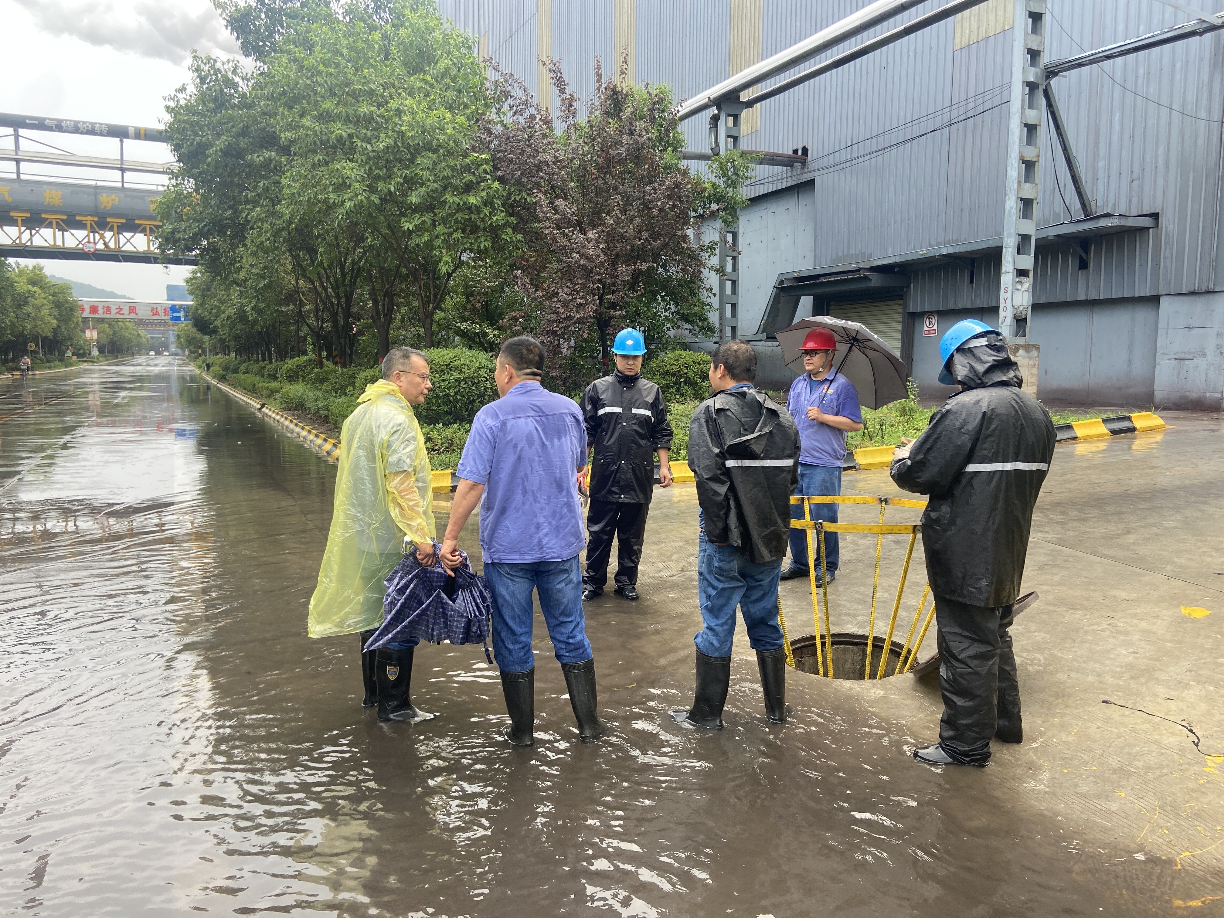 “清”风化雨 “廉”花盛开 “清”风化雨 “廉”花盛开