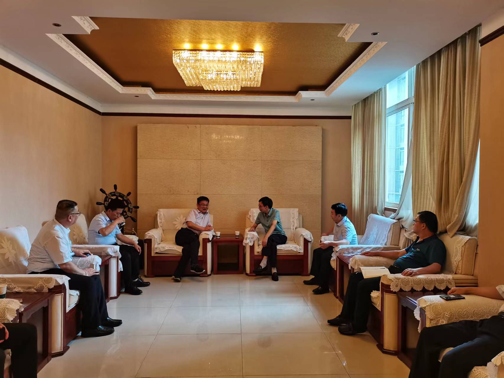 顾兴钧一行走访四川鑫展望碳材科技集团有限公司 顾兴钧一行走访四川鑫展望碳材科技集团有限公司