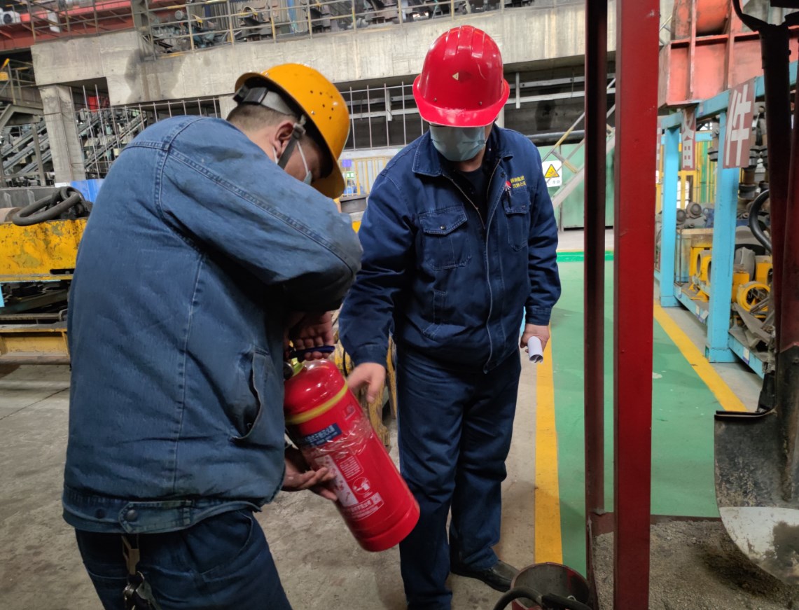 量体裁衣  我们的安全工作“不打烊”