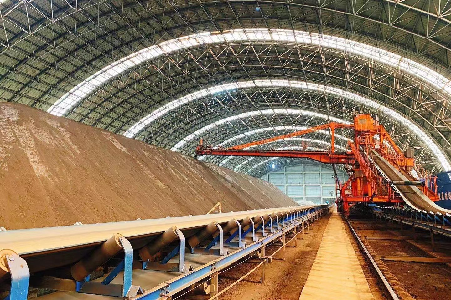 只此青绿 扮靓钢城