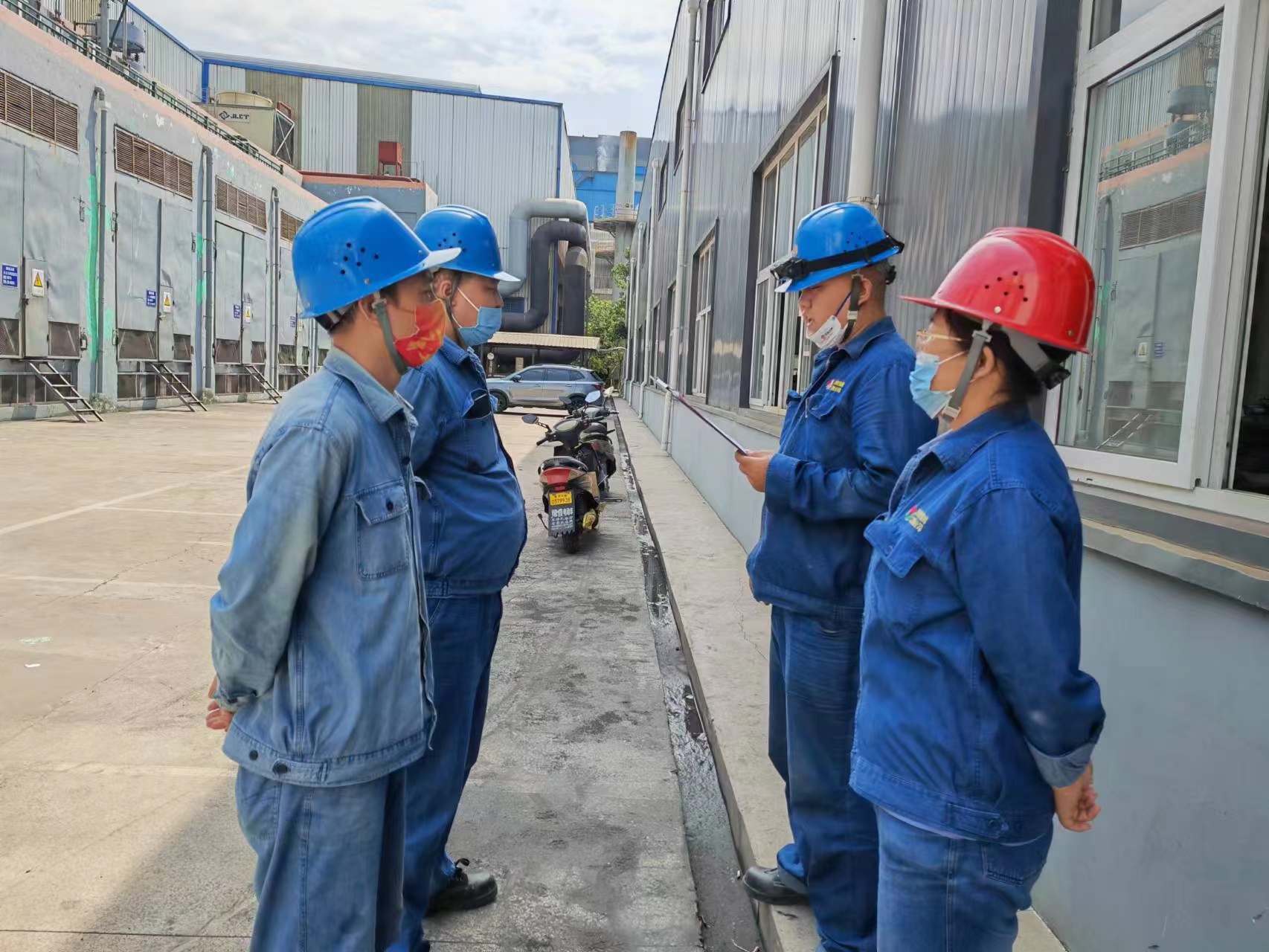 答好以案促改卷，拉起纪律“警戒线”