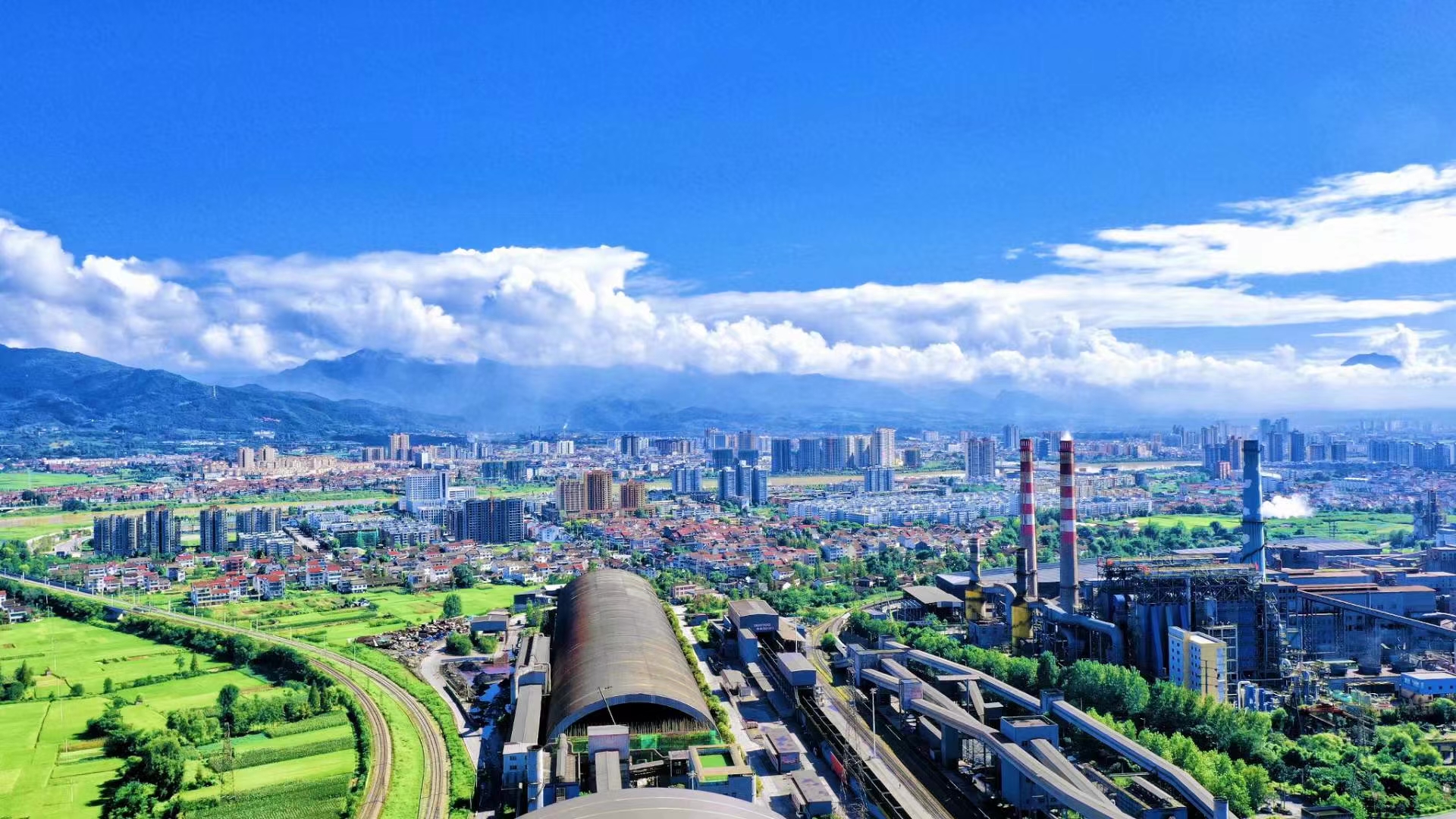 绿色转型上演美丽“蝶变”