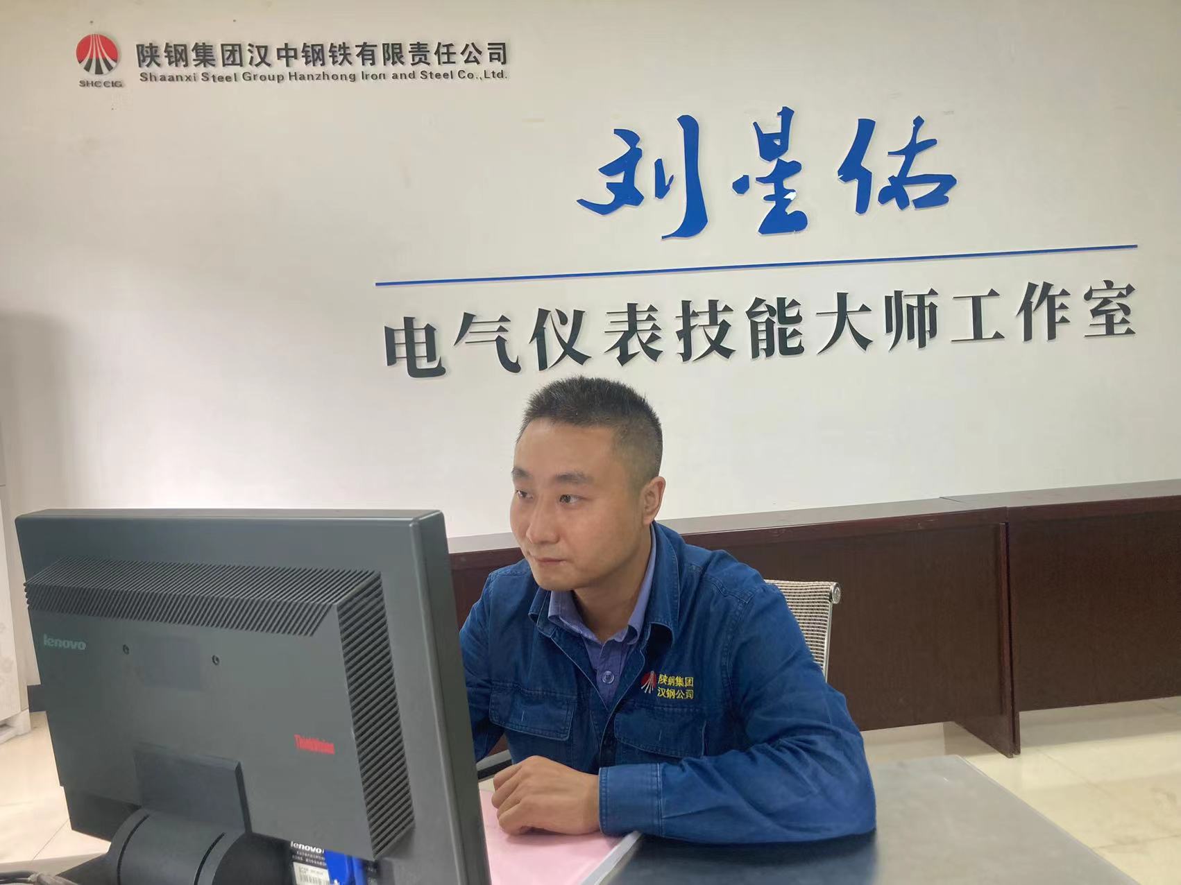 这个班长,我们打心底服! 这个班长,我们打心底服!