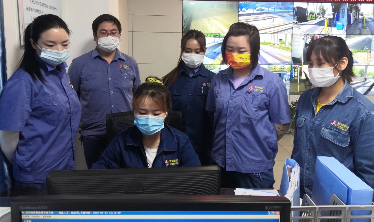 “金点子”推进标准化星级班组创建