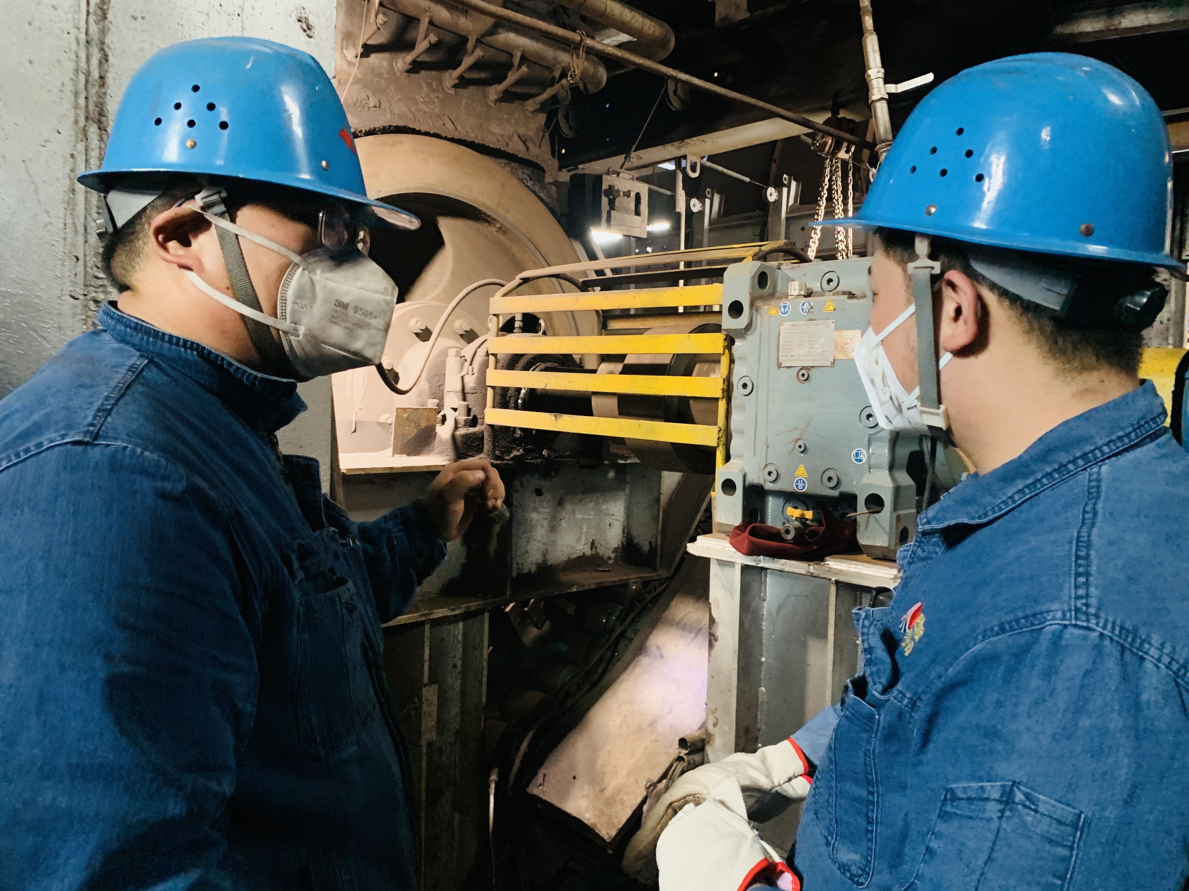 国庆节，他们坚守在岗位