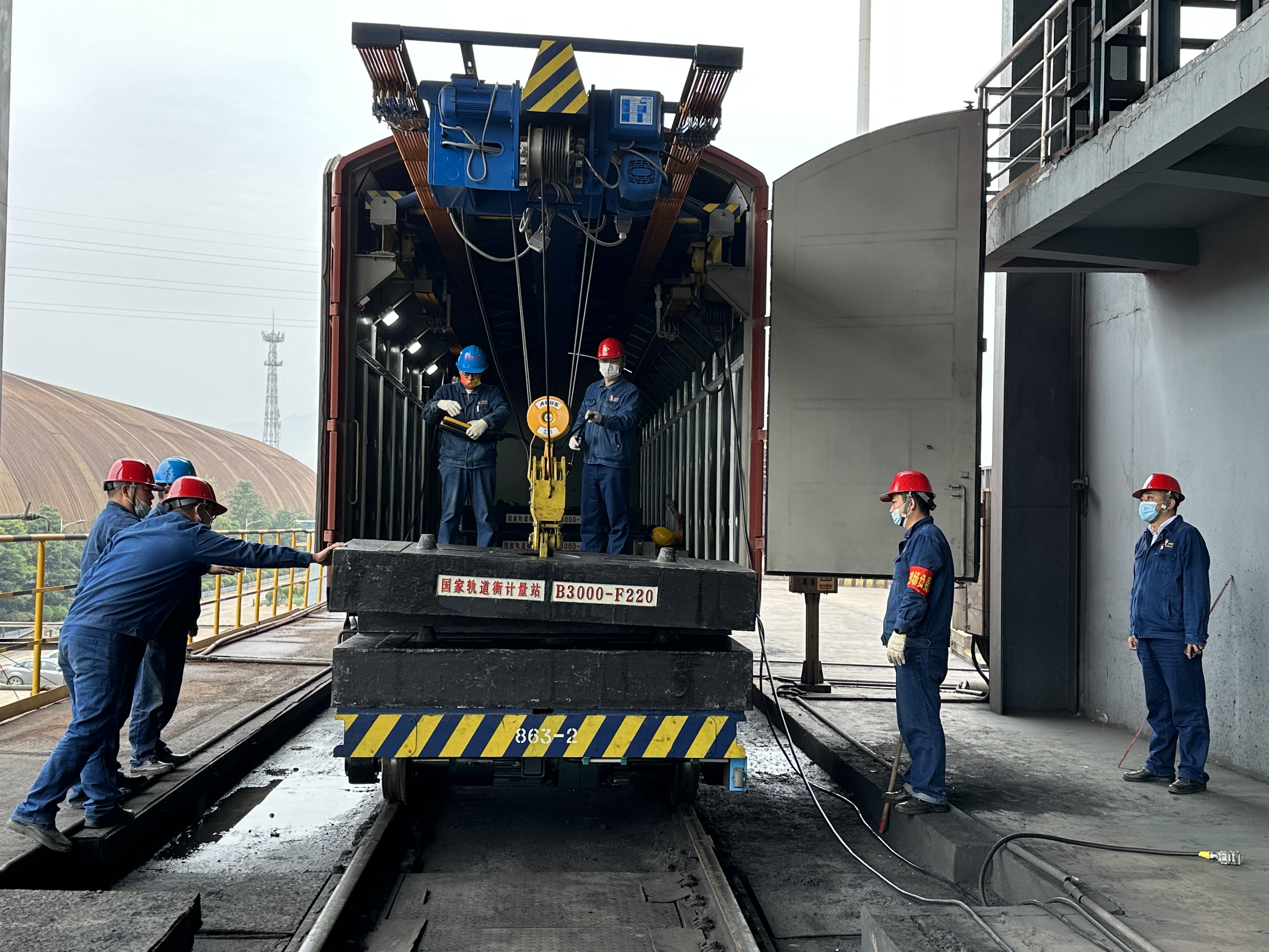 “较劲轨道衡”只因他们心中有杆“秤”