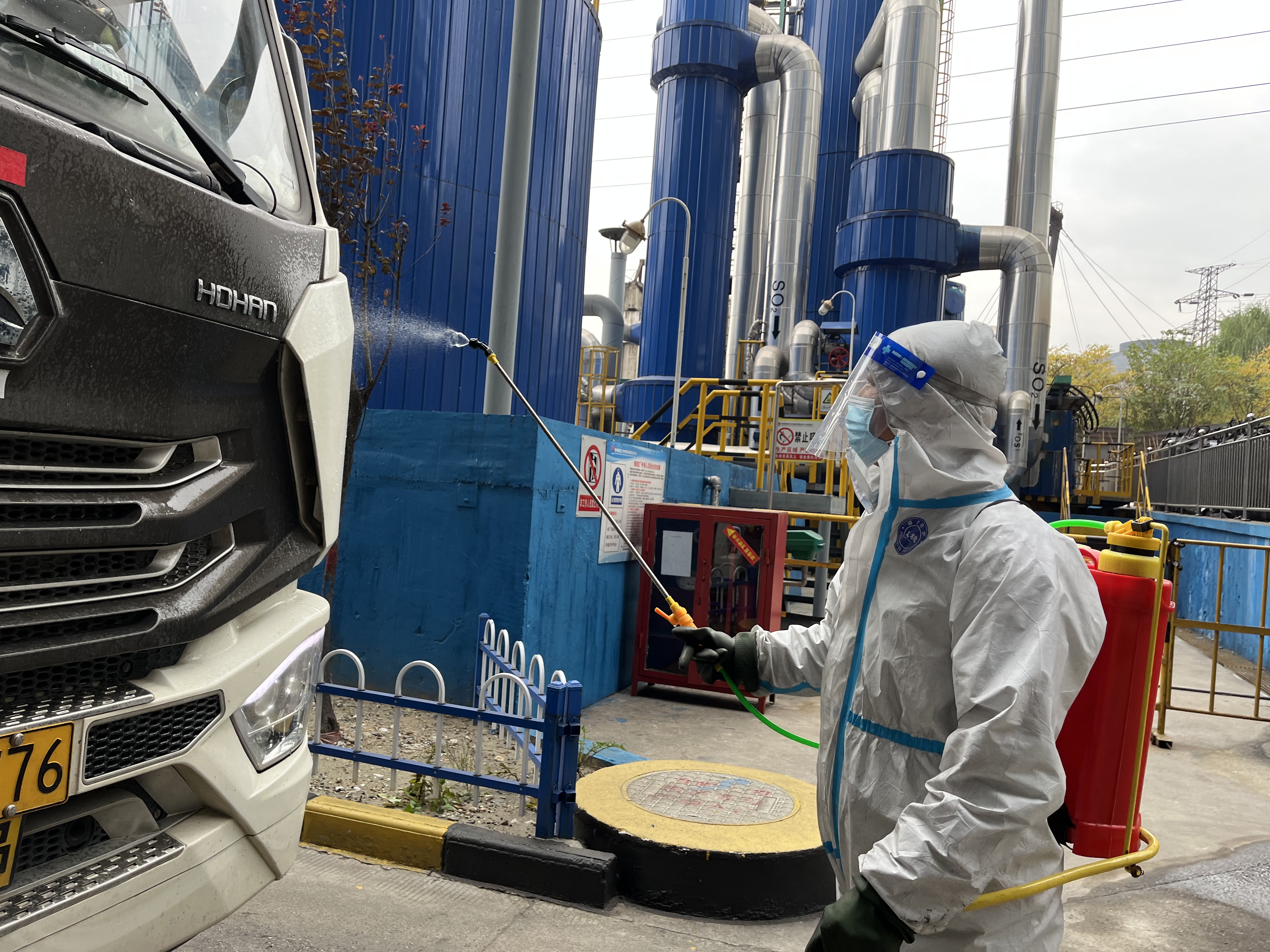 “疫”考当下，他们大行担当