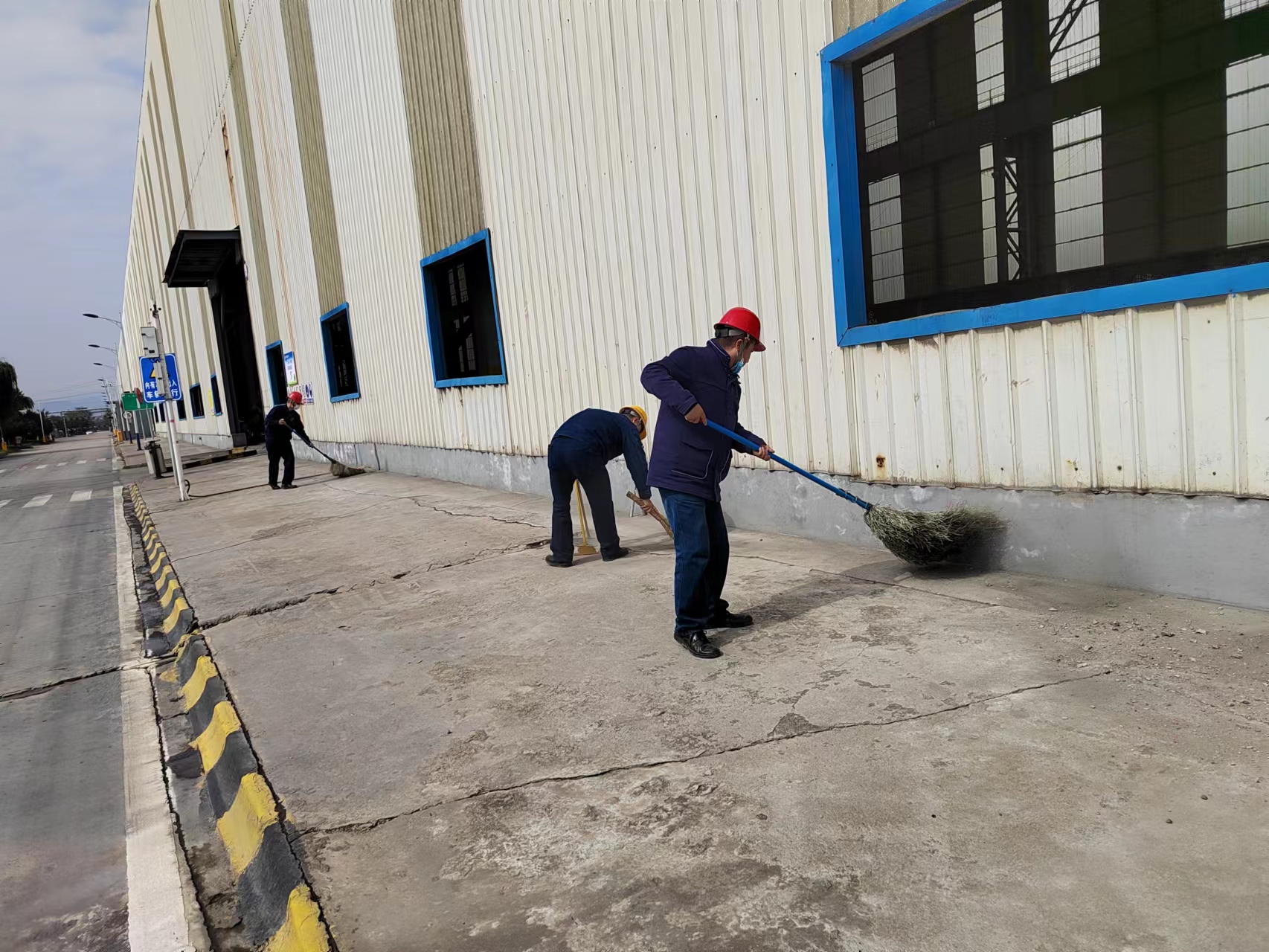 全员齐心协力   共建美丽汉钢