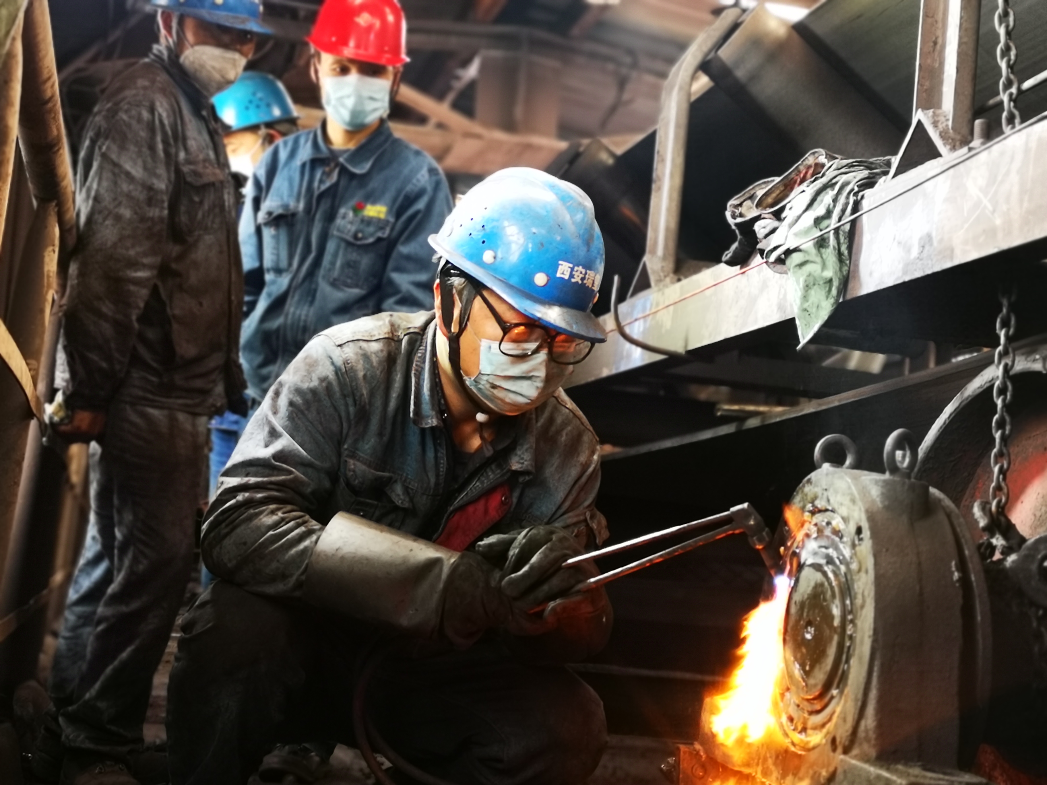 从“并跑”到“领跑”的“华丽转身”