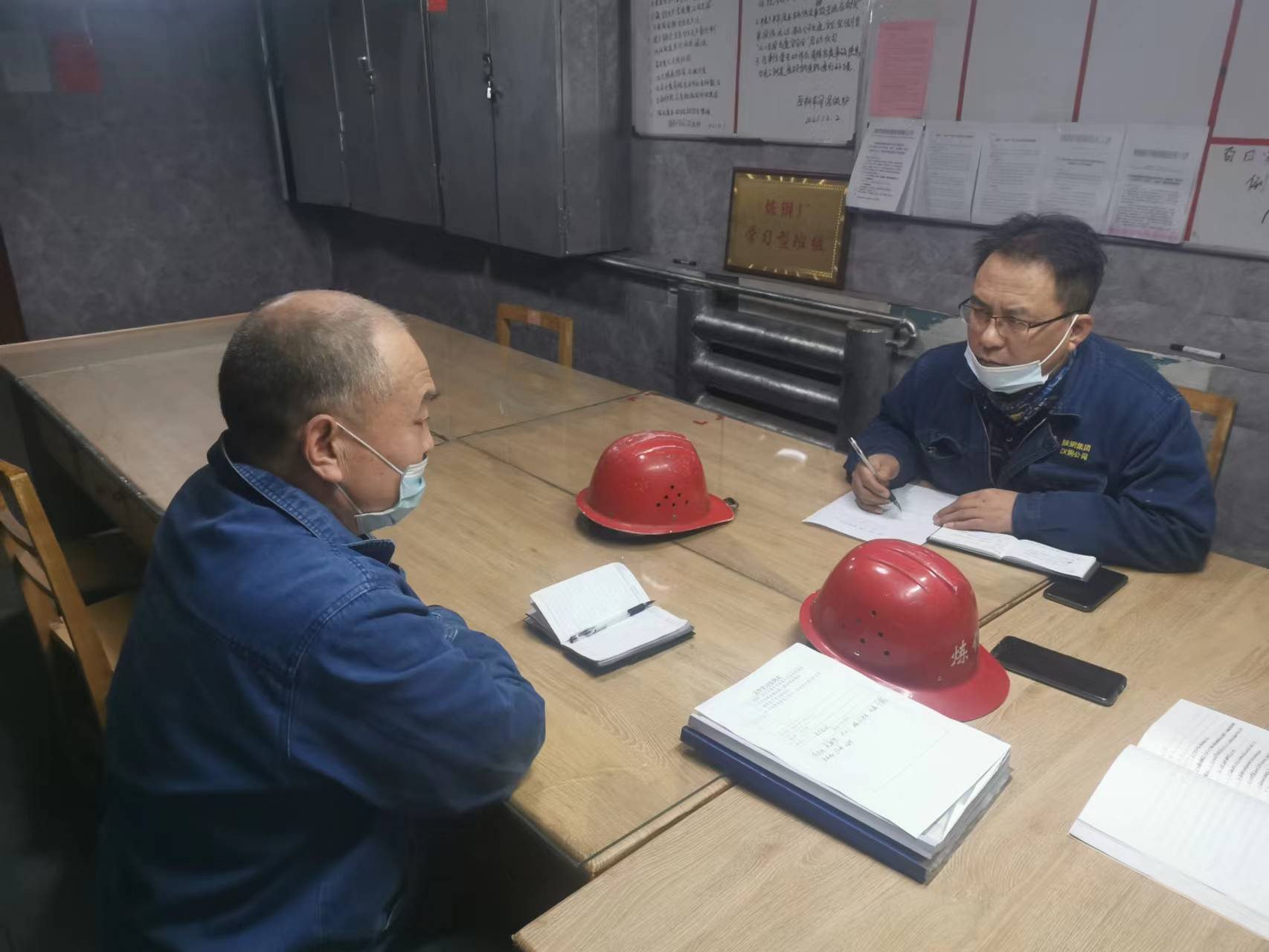 铁面无私治歪风 廉洁从业守底线