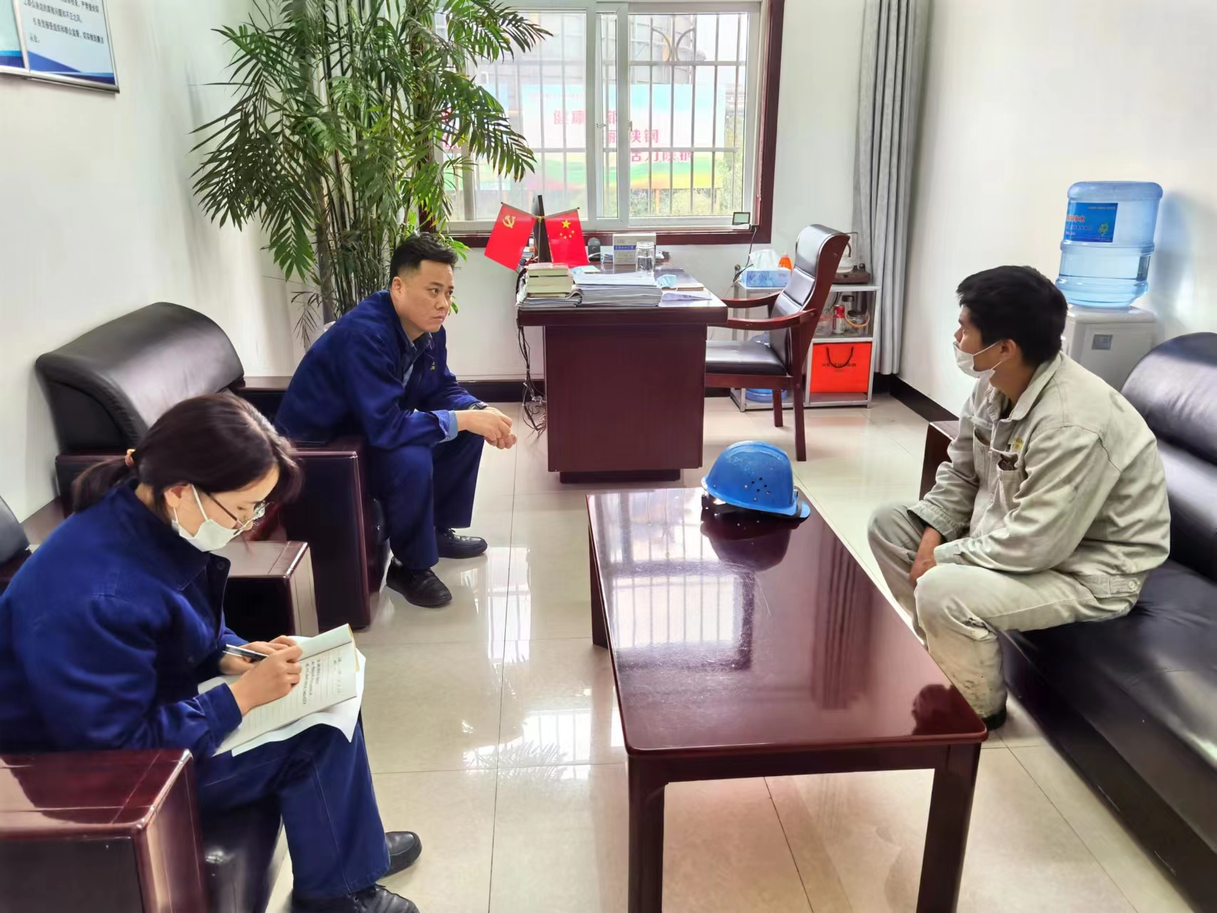 听炼钢声音 感受炼钢力量