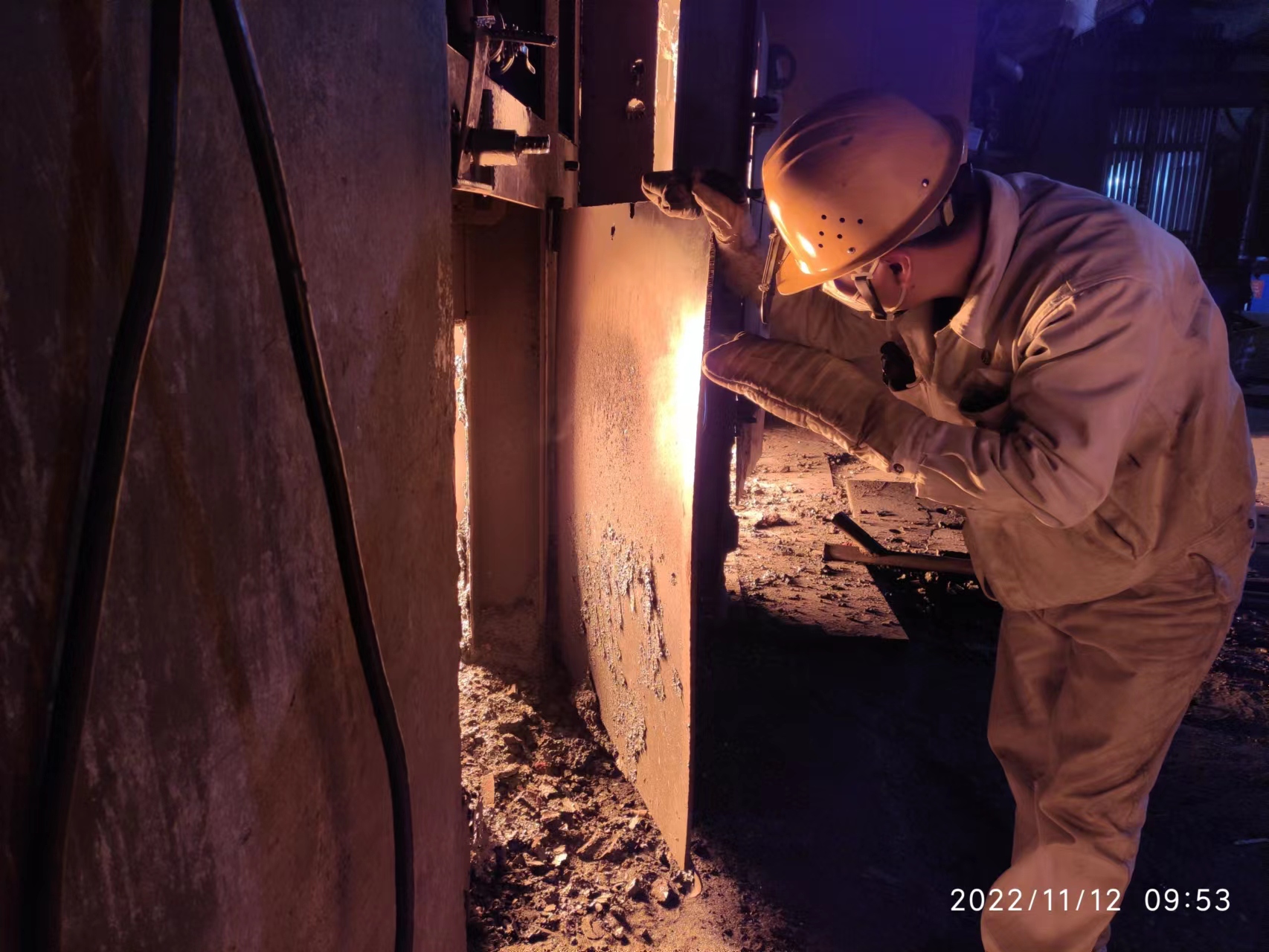 这个炉长,好样的! 这个炉长,好样的!