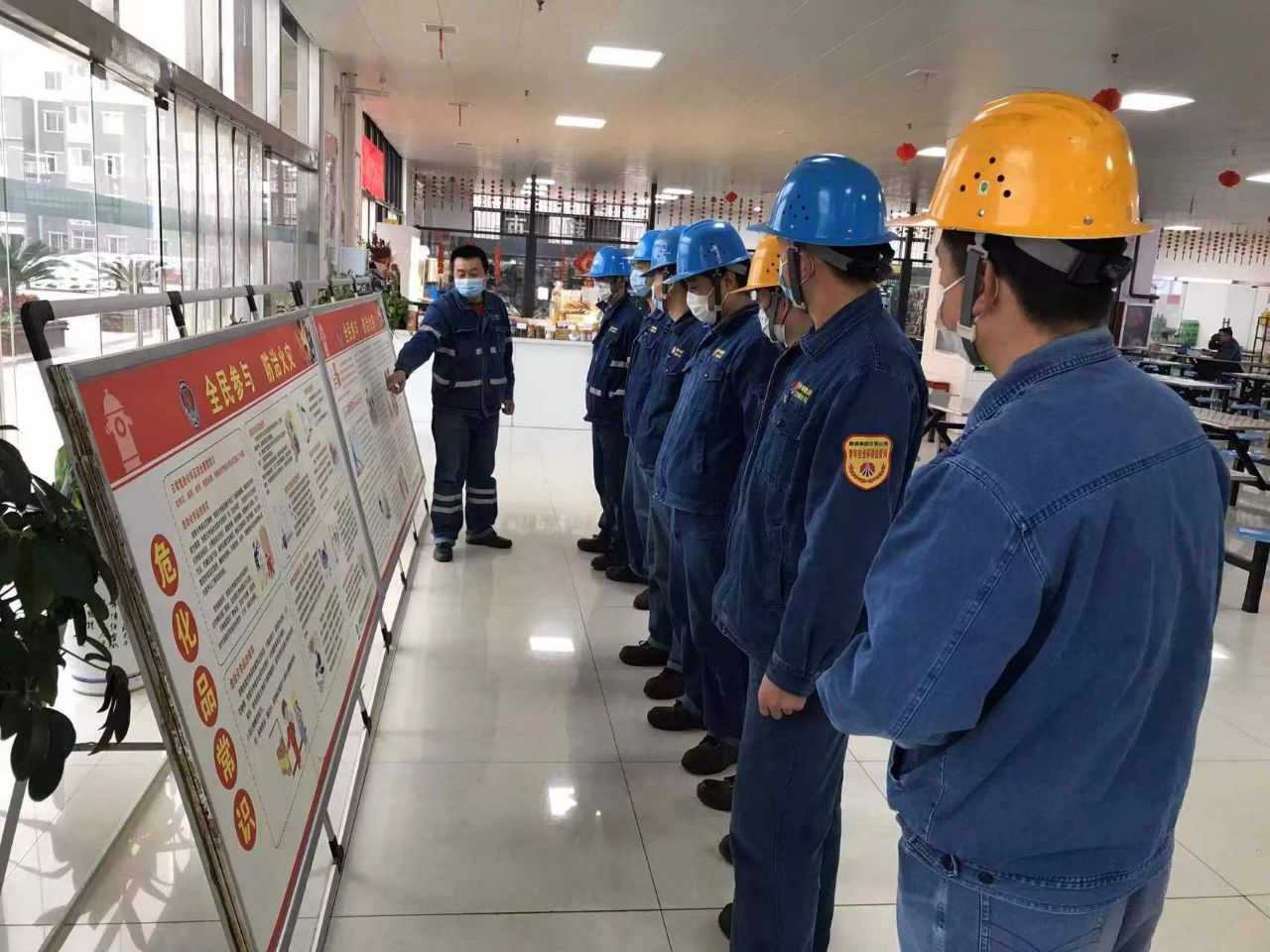 聚焦“党建＋”，抓实特色化党支部创建