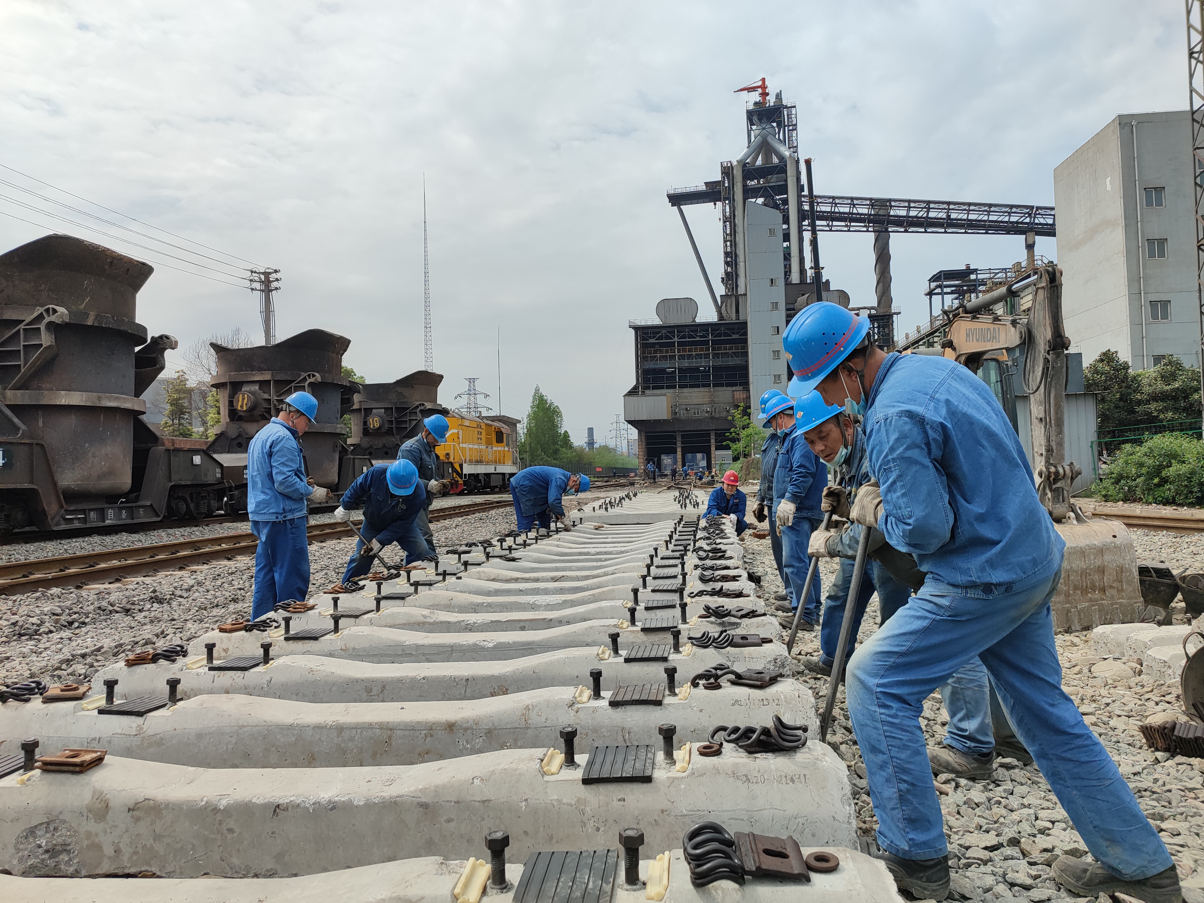 寒风凛冽，这里却热情似火