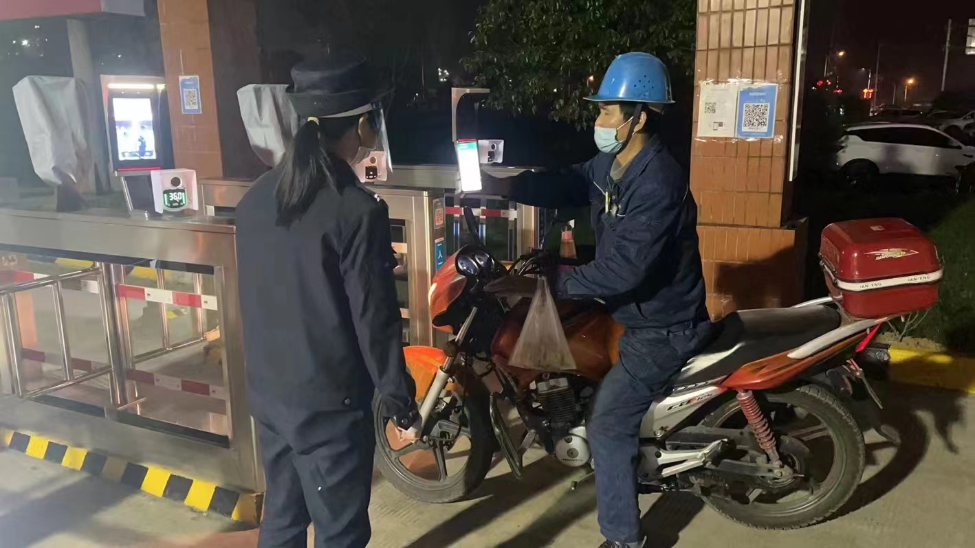 钢城战“疫”的那些时刻……