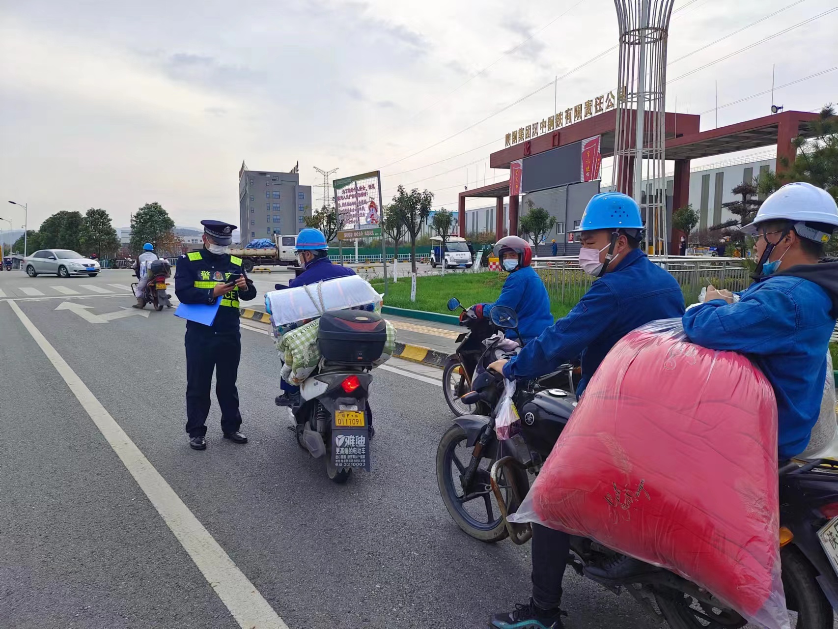 钢城战“疫”的那些时刻……