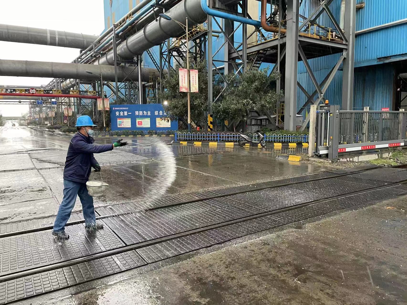 风雪中,做最美的自己 风雪中,做最美的自己