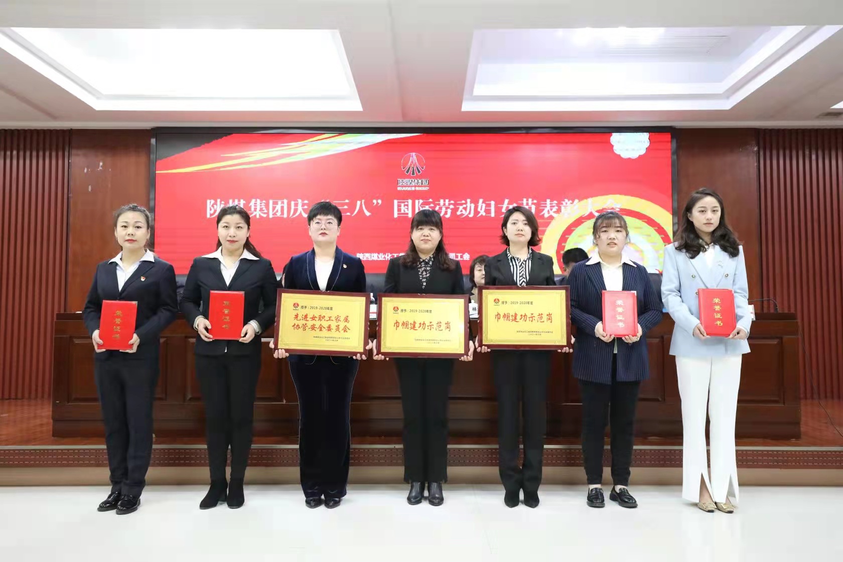 风景这边独好!看她们如何“赋能”企业发展 风景这边独好!看她们如何“赋能”企业发展