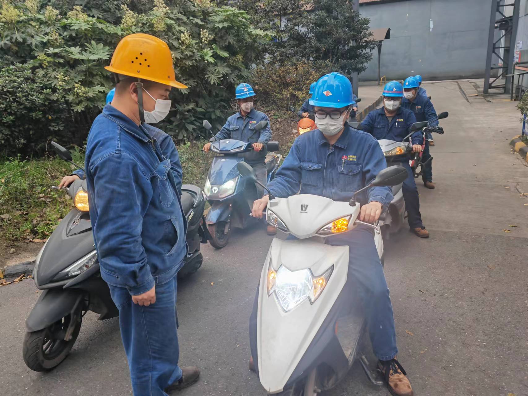 打好“组合拳”,共织“安全网” 打好“组合拳”,共织“安全网”