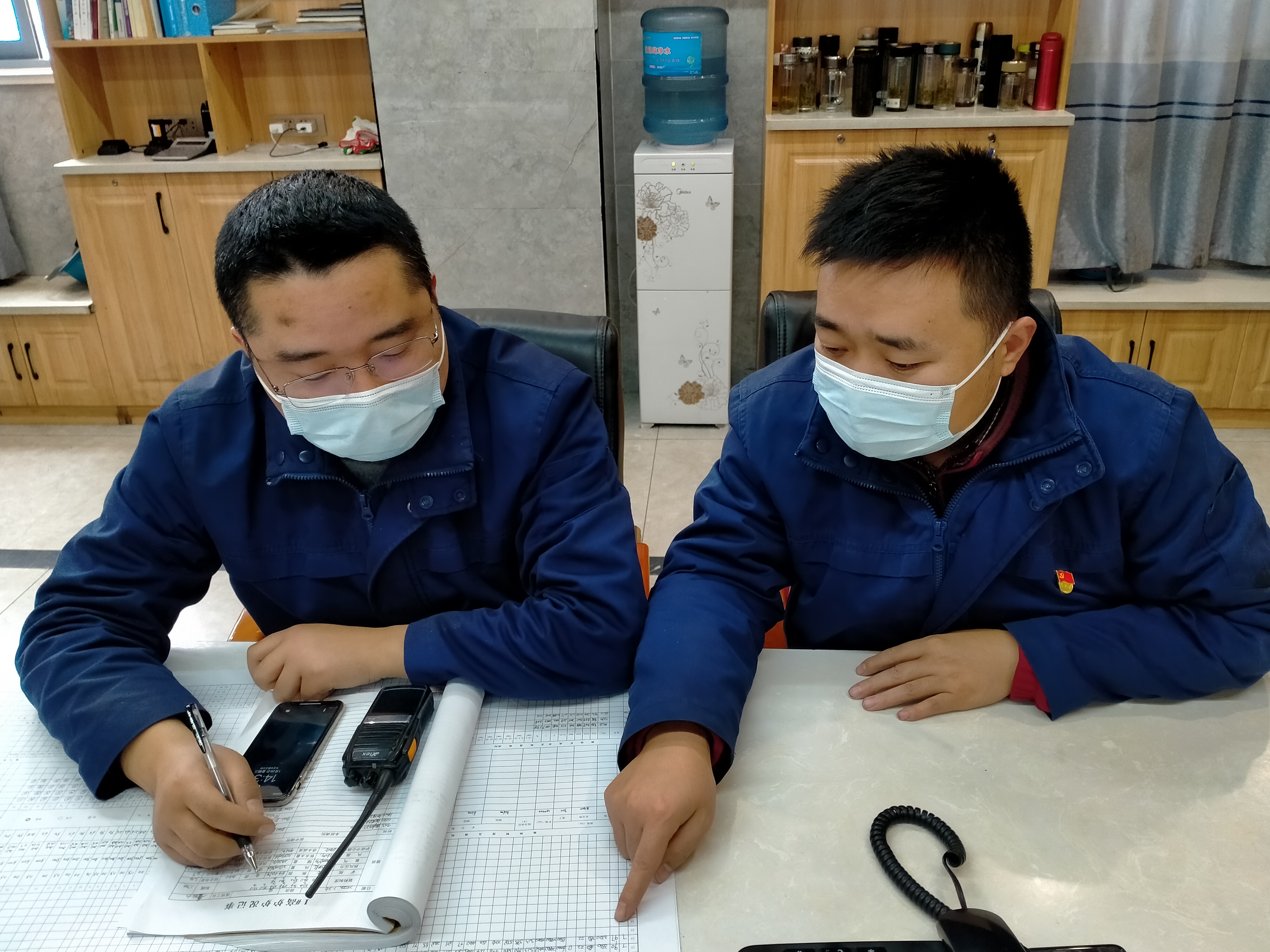 “小帅”变“大帅”,这个炉长不简单 “小帅”变“大帅”,这个炉长不简单