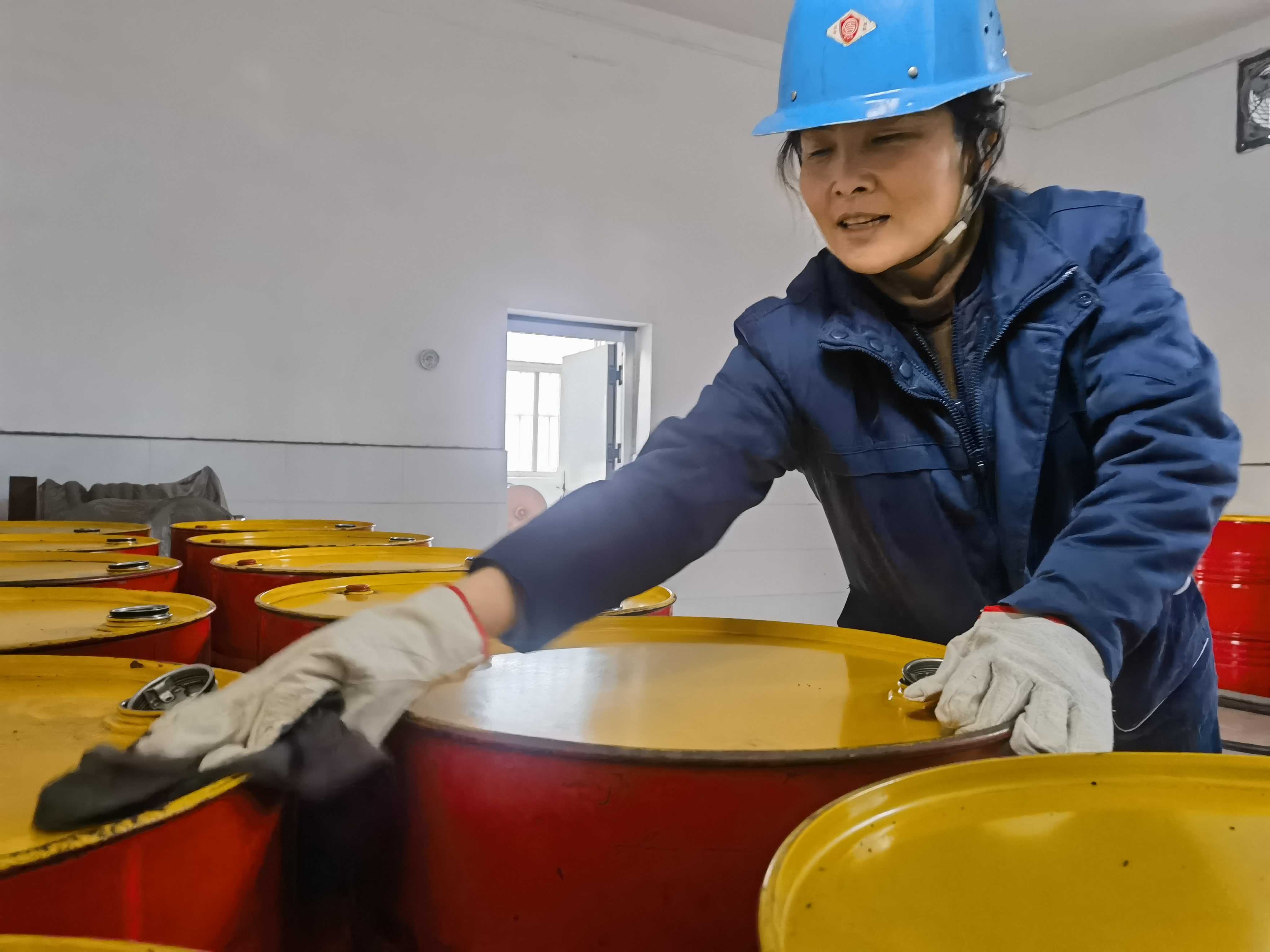 绽放在钢城里的“冬日玫瑰” 绽放在钢城里的“冬日玫瑰”