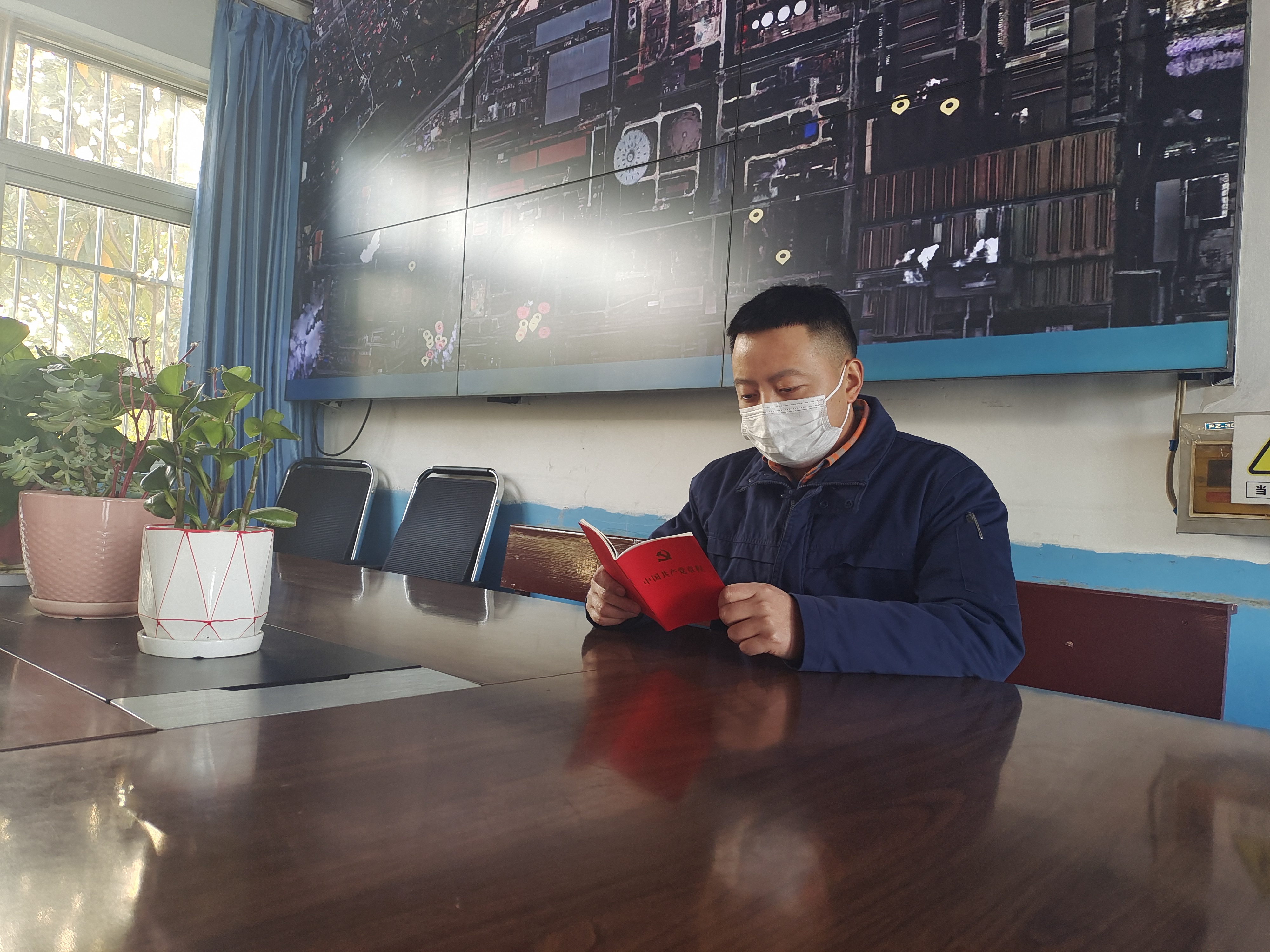 以“学”为先 提升作风建设成色