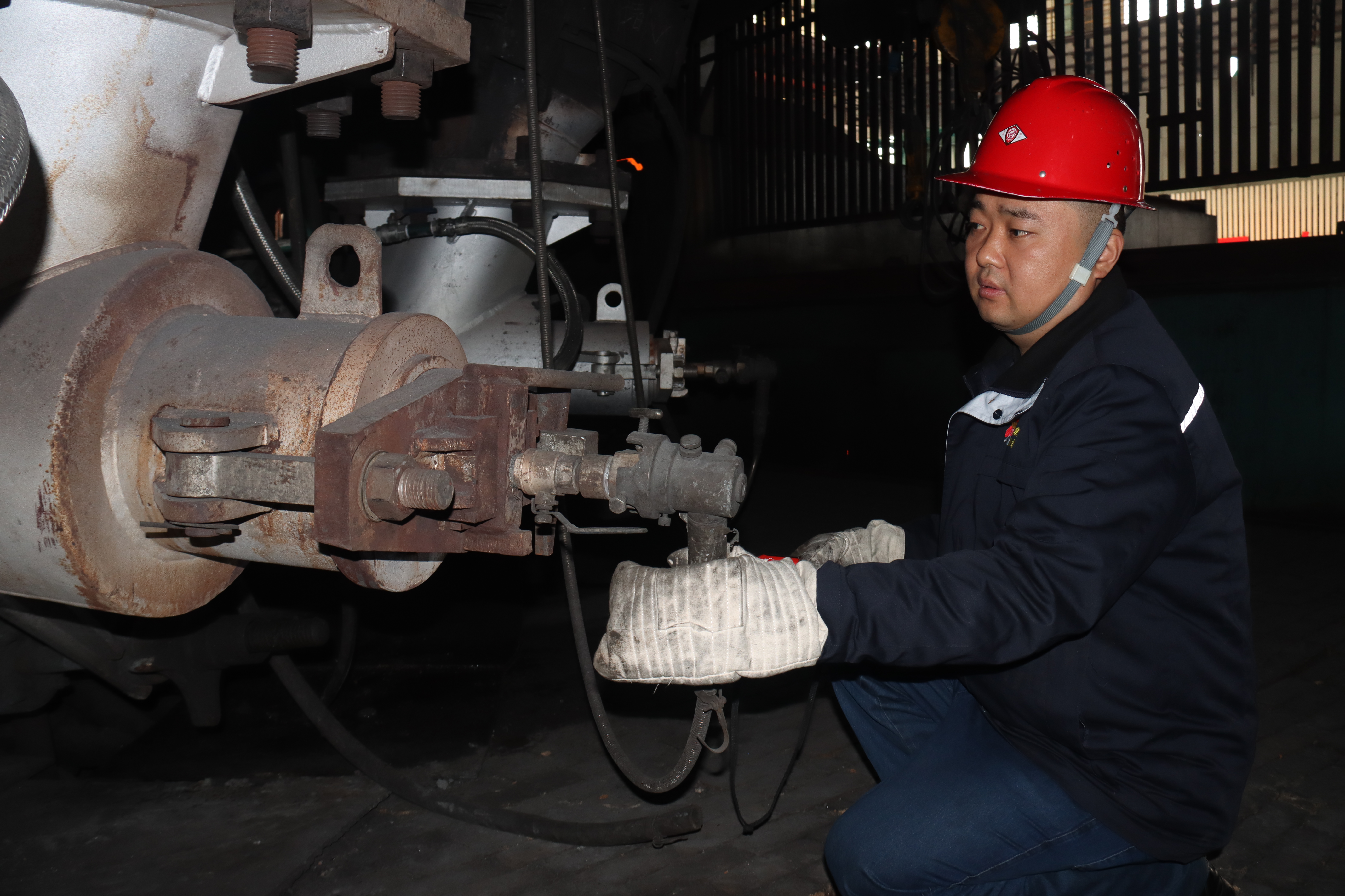 以实干为笔，将最美的诗篇写给高炉