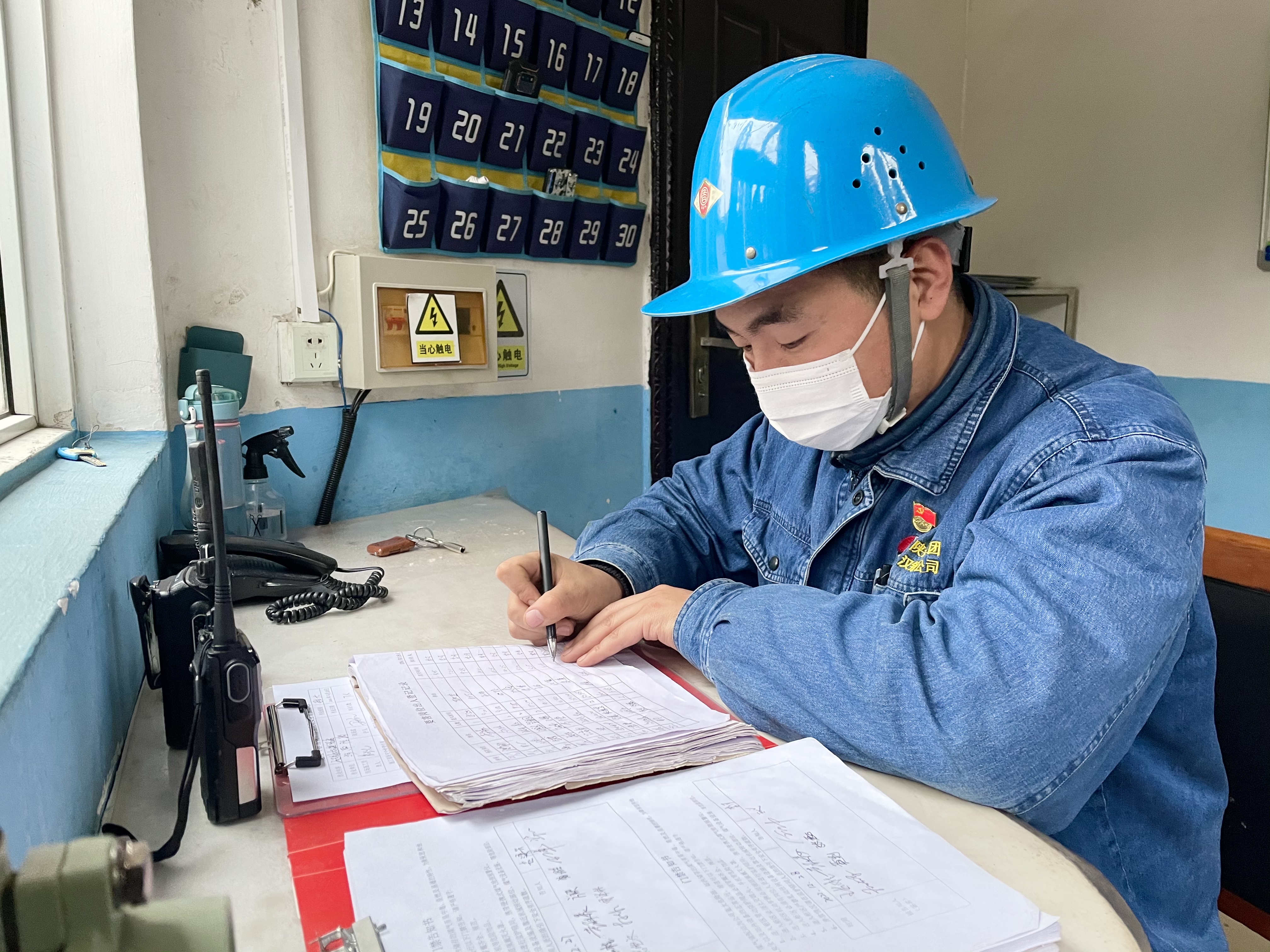 因为有你 坚守与温暖从未缺席