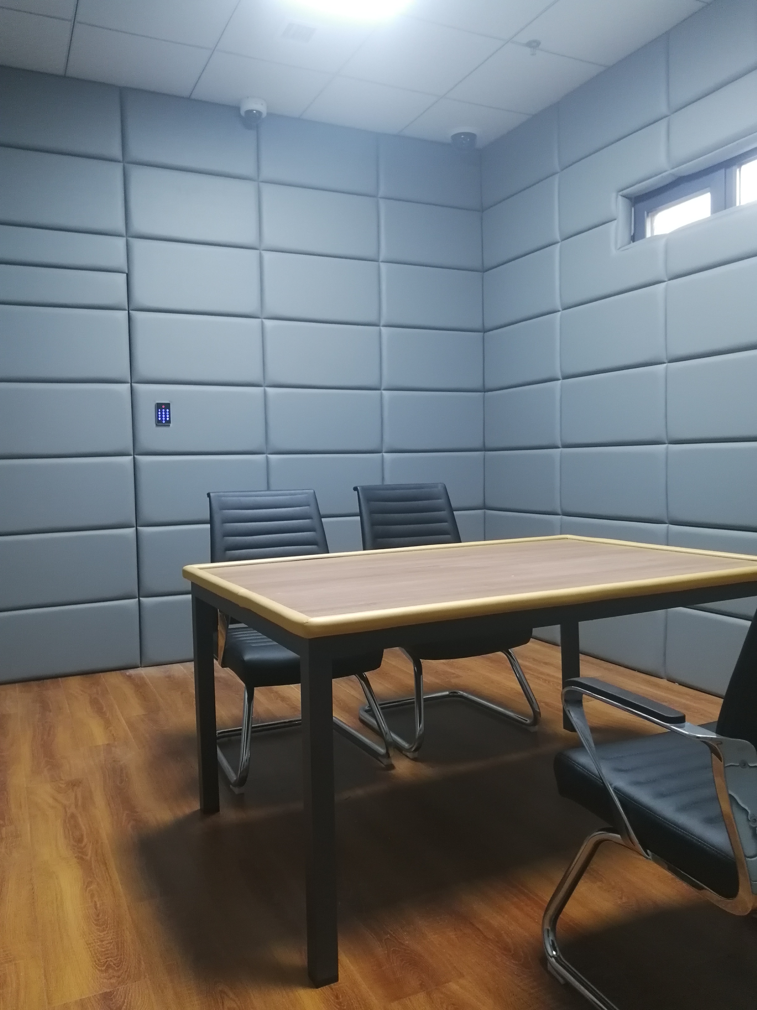 紧绷执纪审查“安全弦” 汉钢公司高标准创建廉政谈话室 紧绷执纪审查“安全弦” 汉钢公司高标准创建廉政谈话室