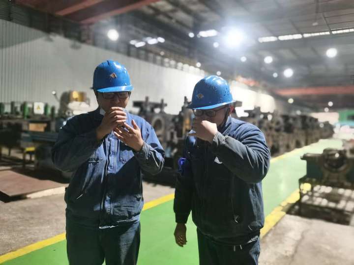 拧紧“安全阀”  让“平安轧钢”更有深度