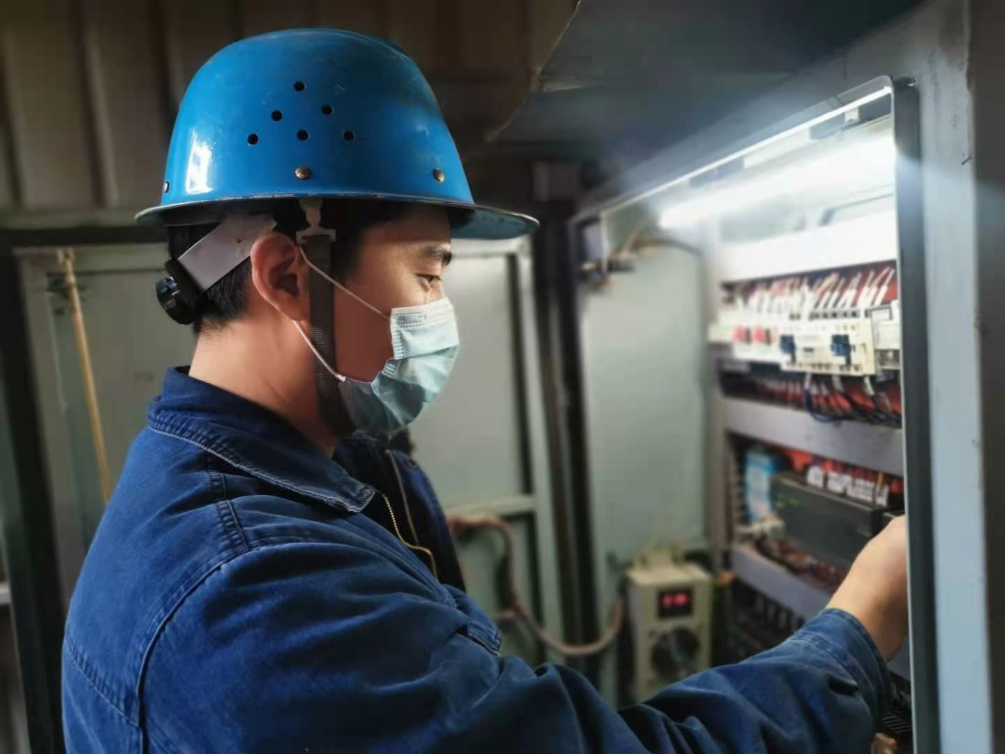 久久为功  打好降本增效“持久战”