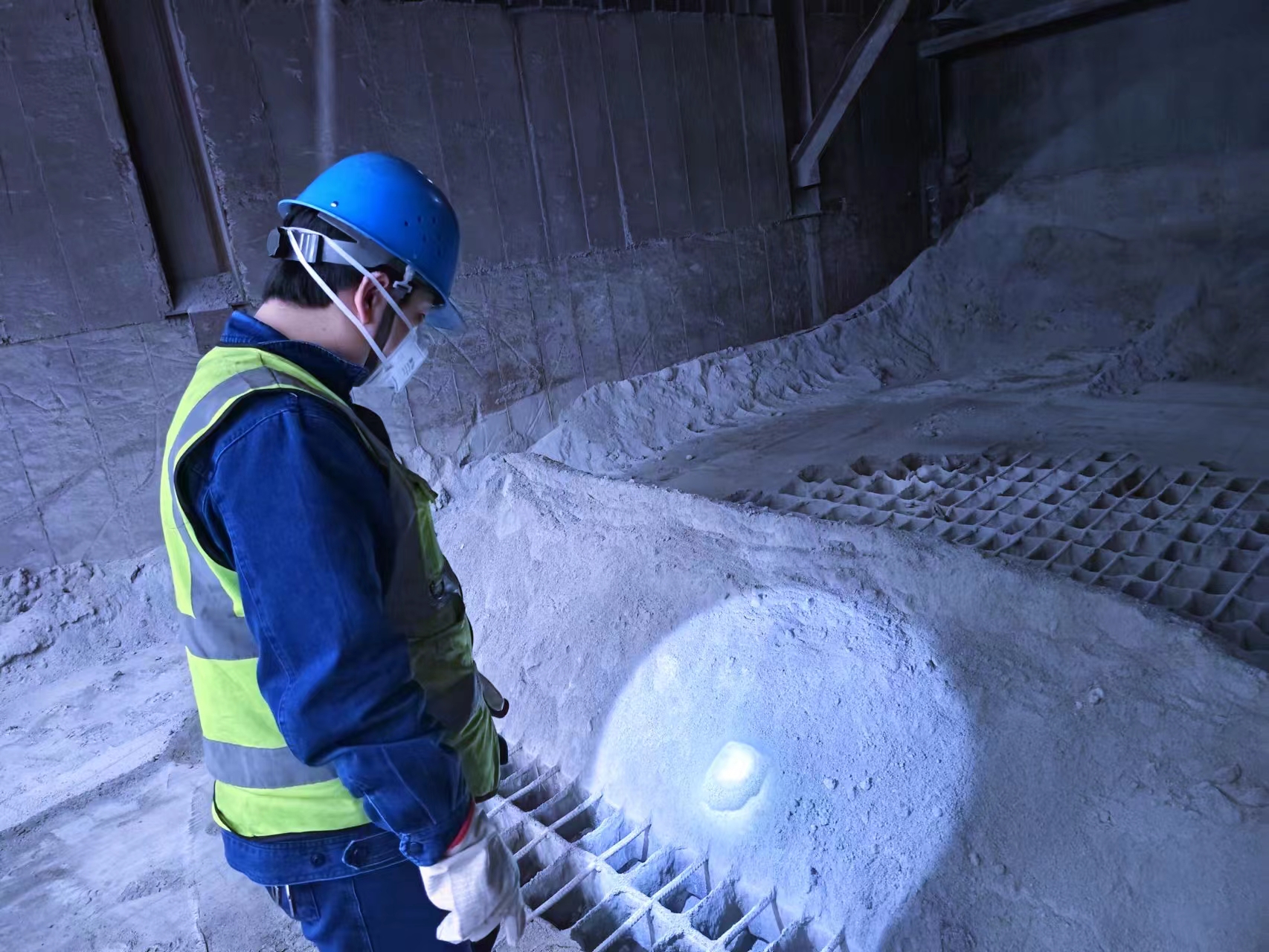 铆足干劲，冲刺一季度