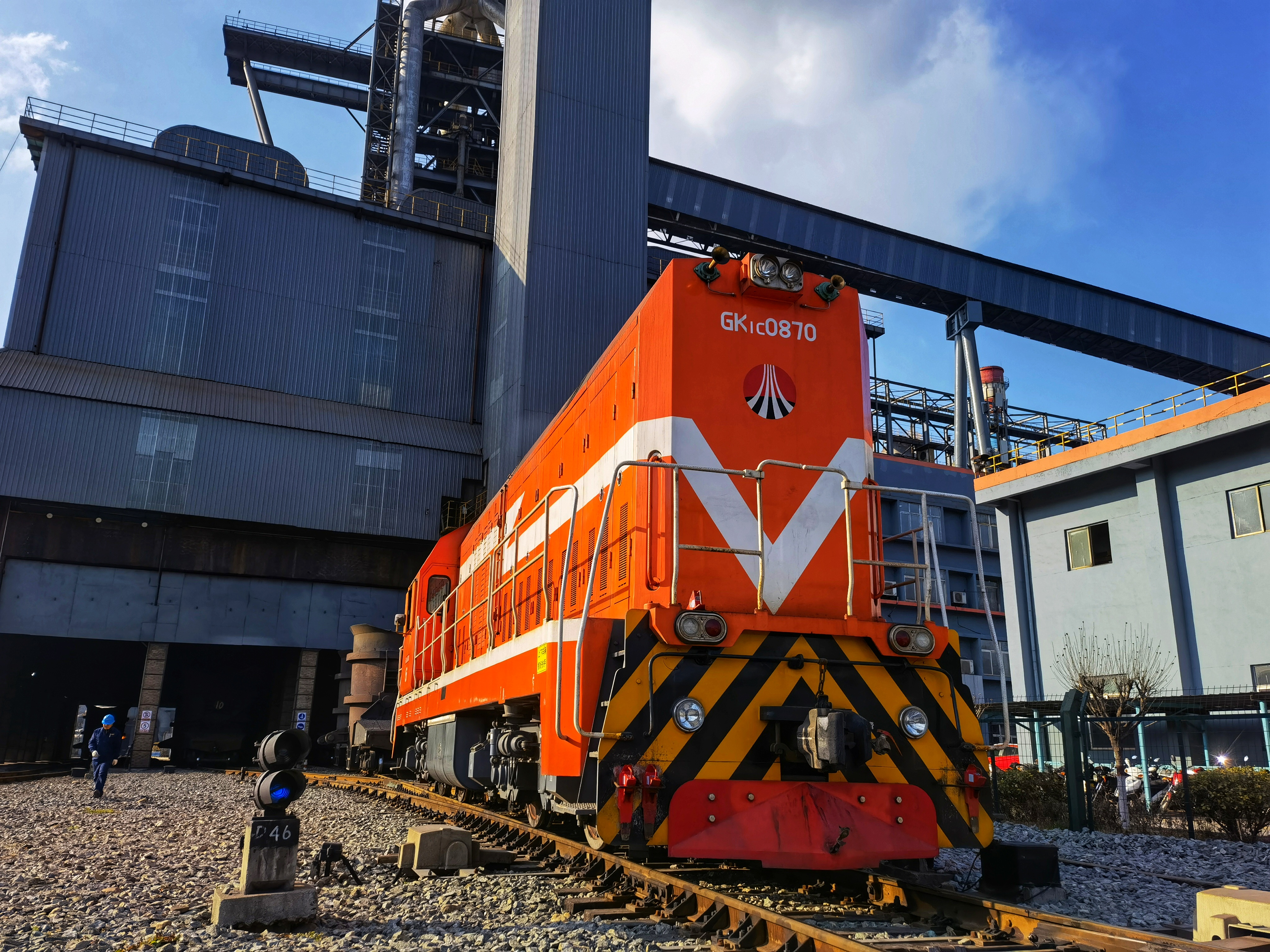 炼铁的五彩镜头