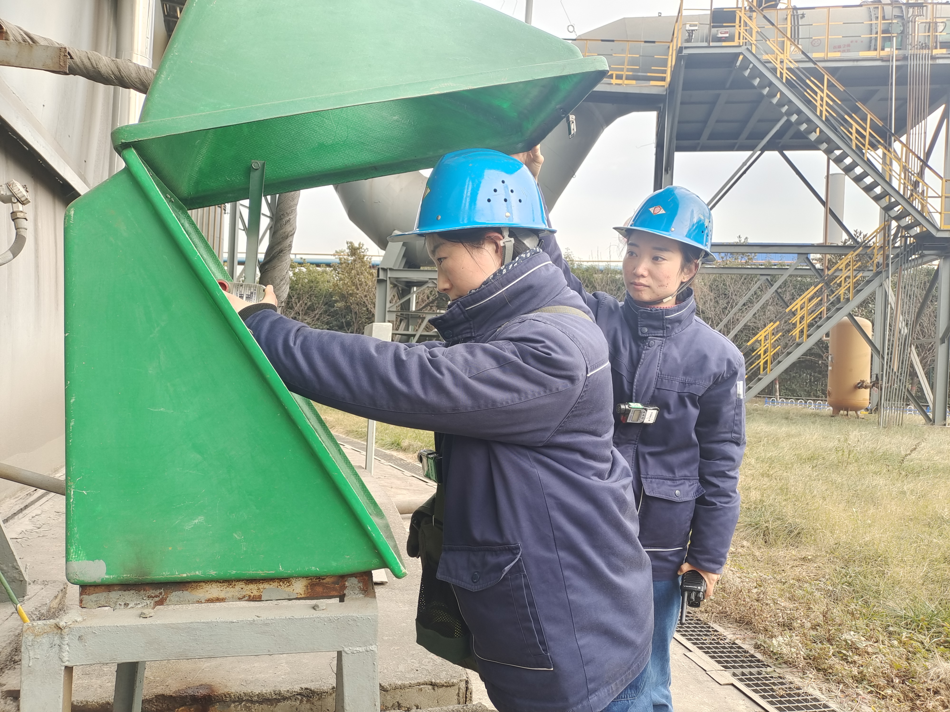 有一种坚守叫“春节我在岗” 有一种坚守叫“春节我在岗”