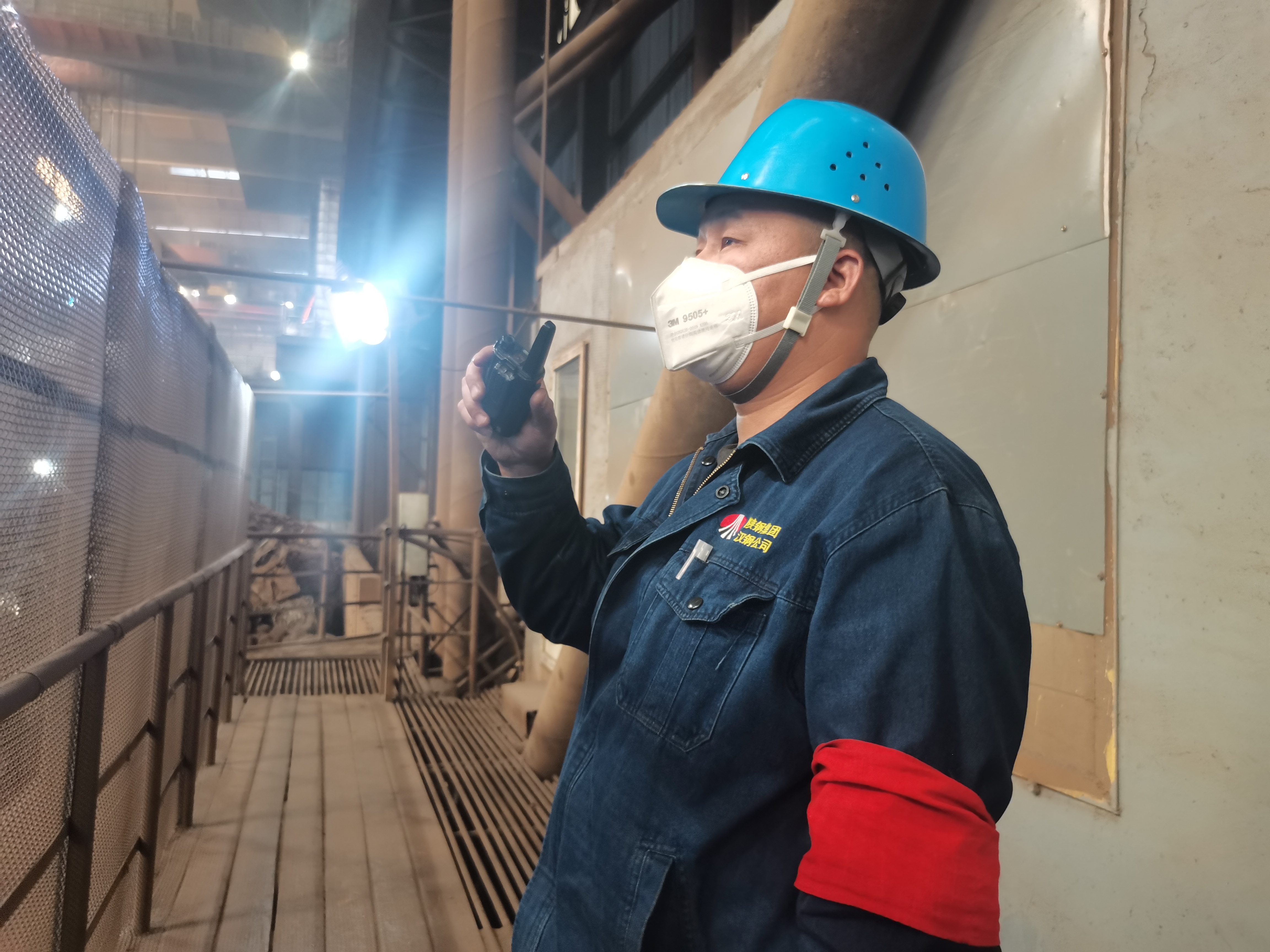 有一种“迎新”的方式叫“坚守” 有一种“迎新”的方式叫“坚守”