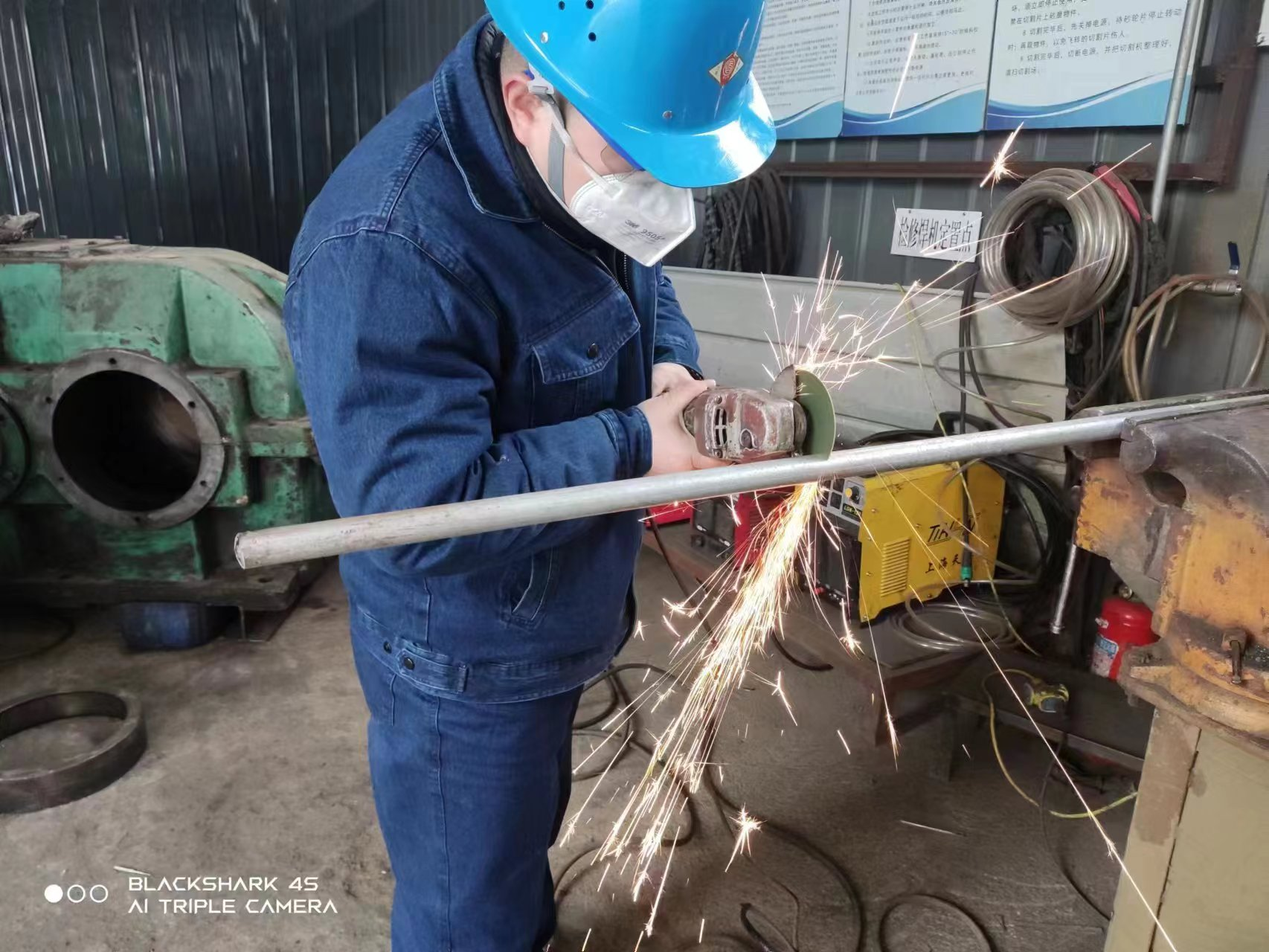 节后一天 干劲十足“满格电” 节后一天 干劲十足“满格电”