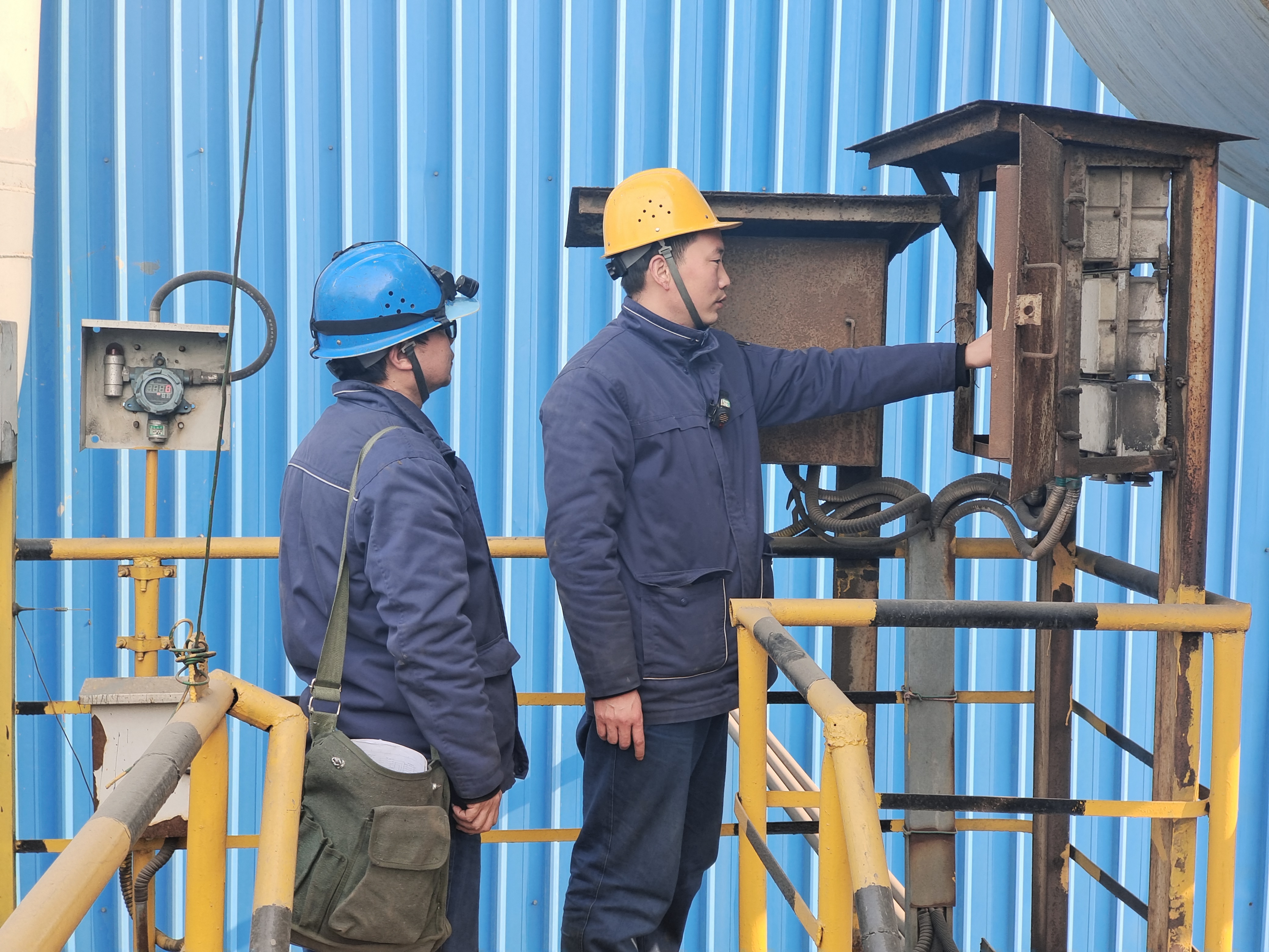 初春检修，绘就一抹暖色调