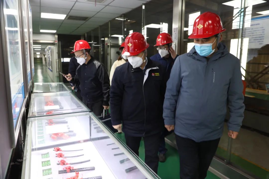 省工信厅专家组到公司检查指导工业设计中心建设工作情况 省工信厅专家组到公司检查指导工业设计中心建设工作情况