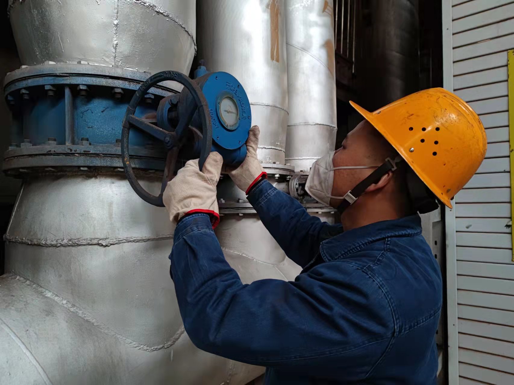 加强能源管理 推动节能降耗