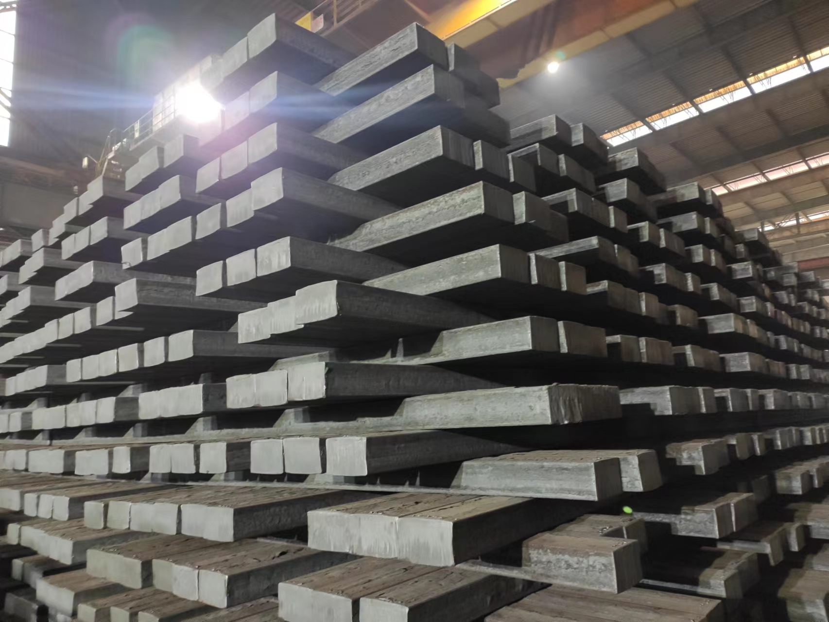 看炼钢巾帼话担当