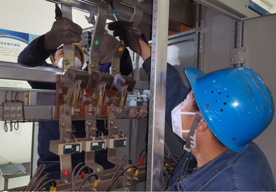 精心春检保烧结电力供应