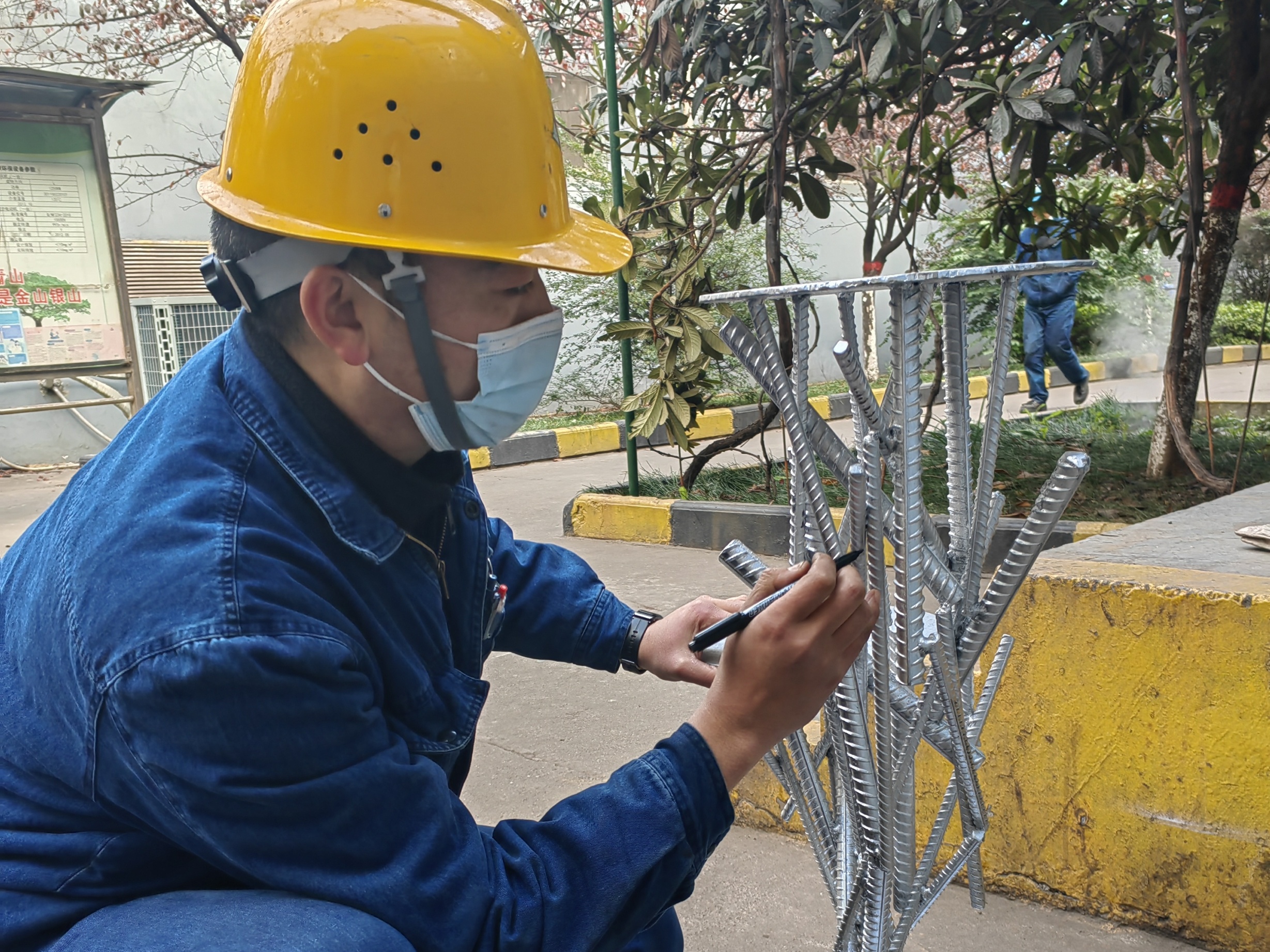 激发“细胞”活力   班组建设“效”起来