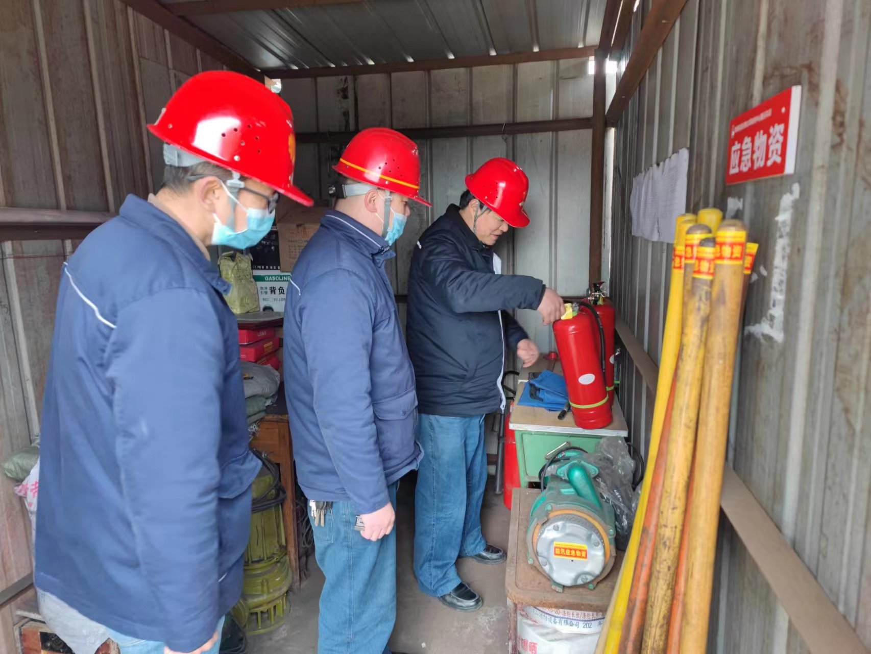 物流中心党总支:强化管控打好春季消防安全攻坚战 物流中心党总支:强化管控打好春季消防安全攻坚战